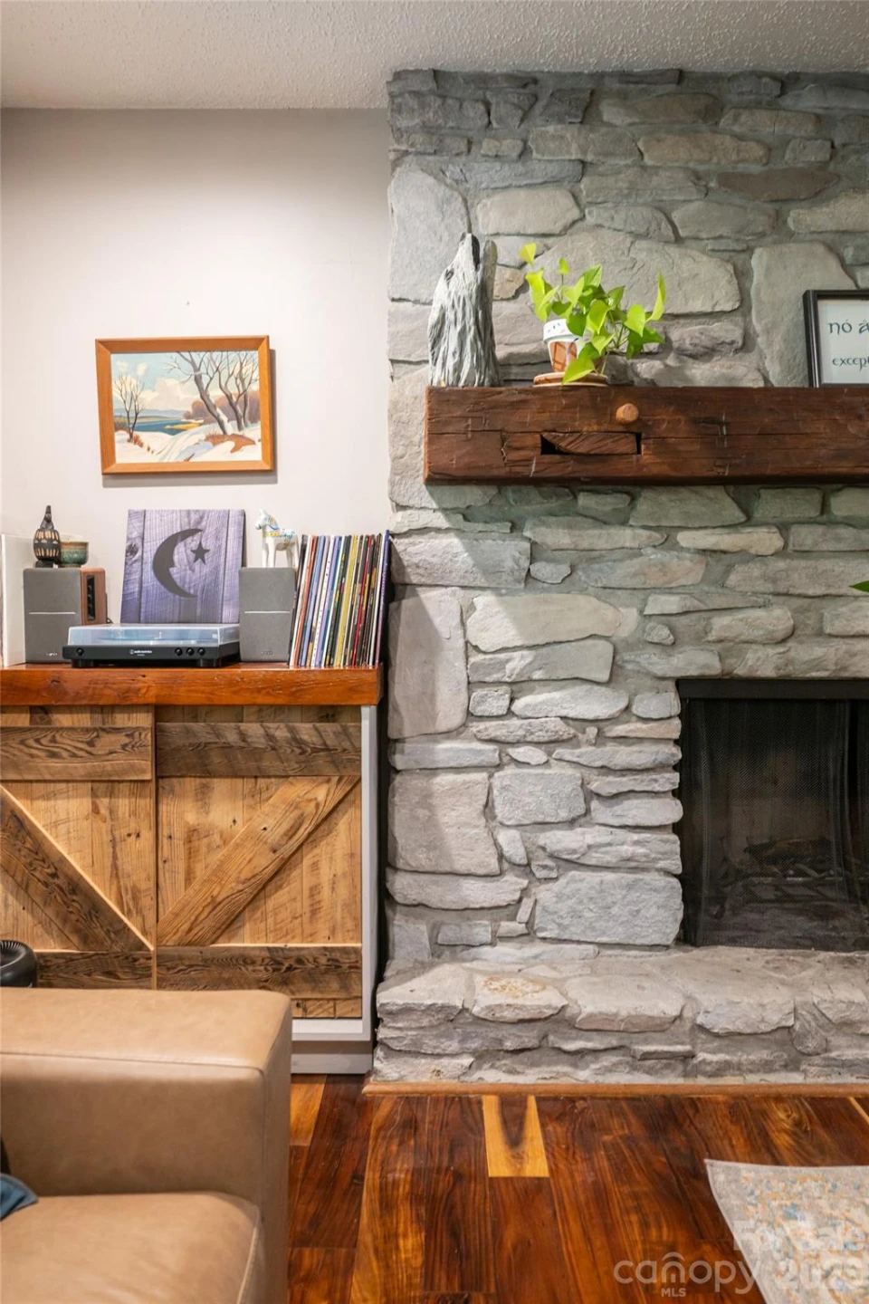 8 Coffey Place - Photo 10