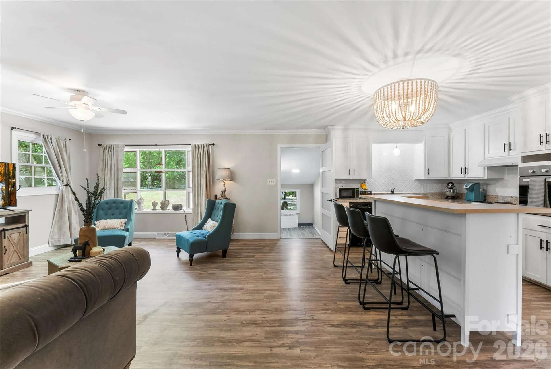 8519 Franklin Street - Photo 2