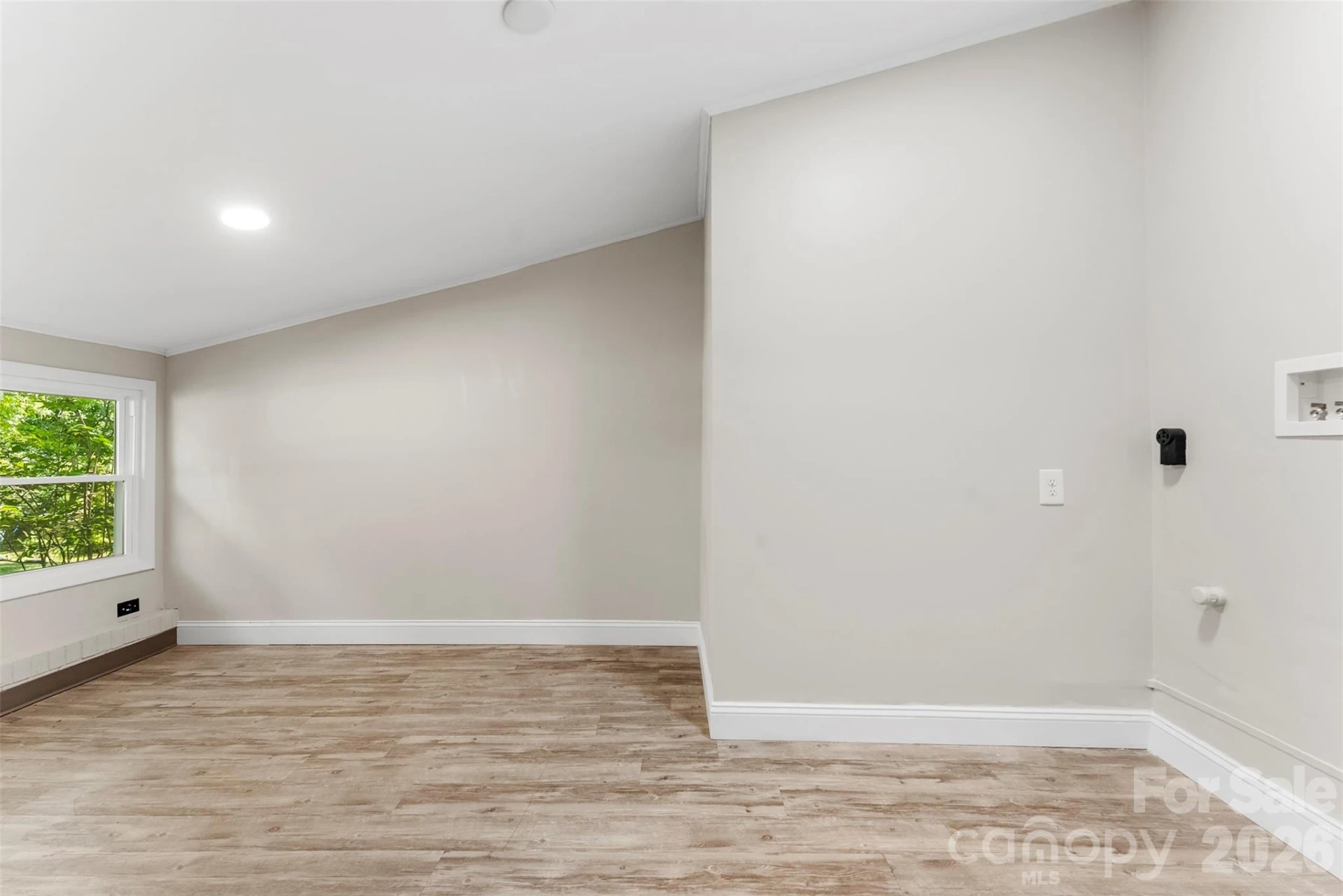 8519 Franklin Street - Photo 17