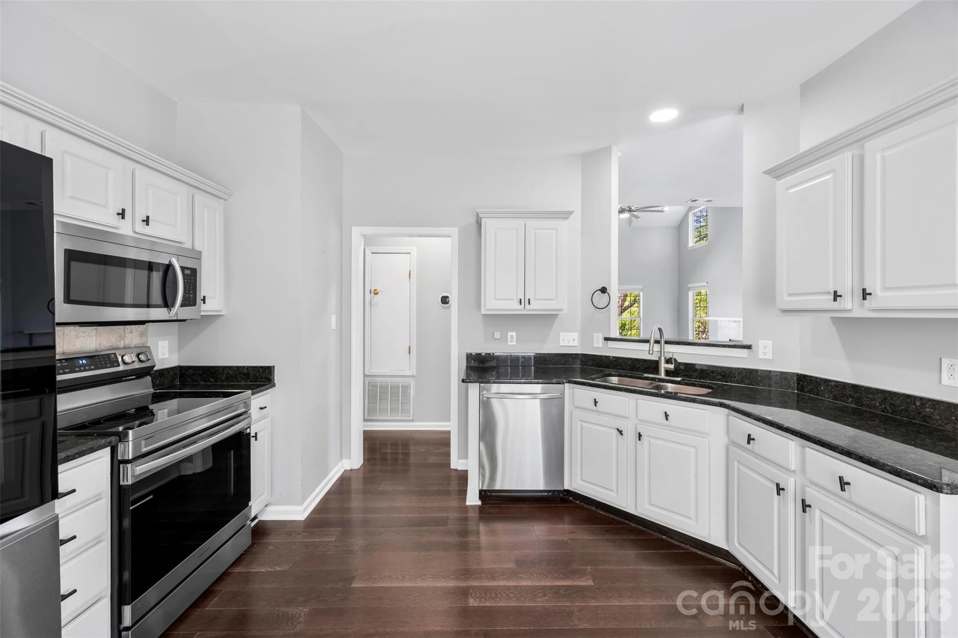 10449 Quiet Bay Court - Photo 9