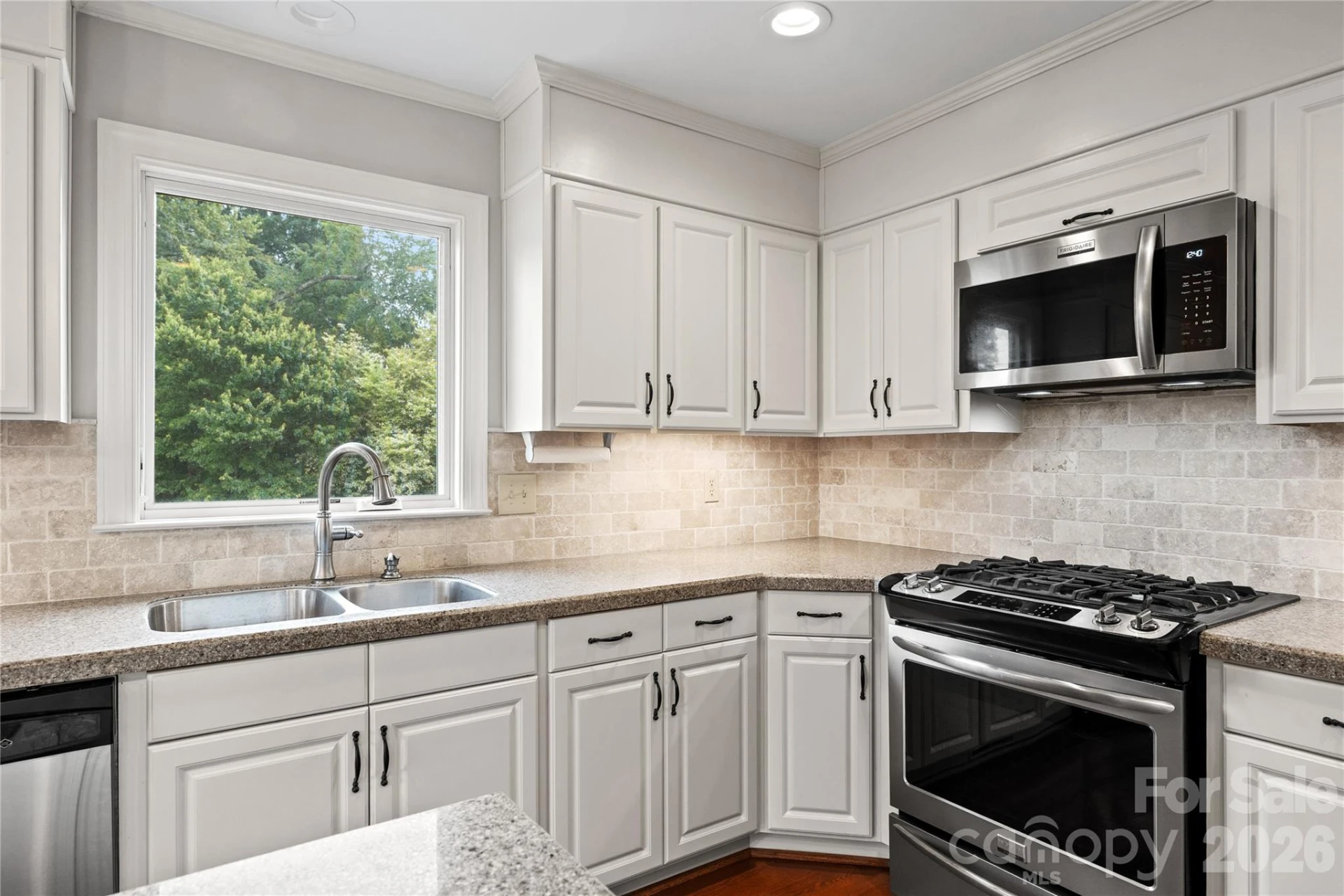 2417 Rosemond Circle - Photo 2