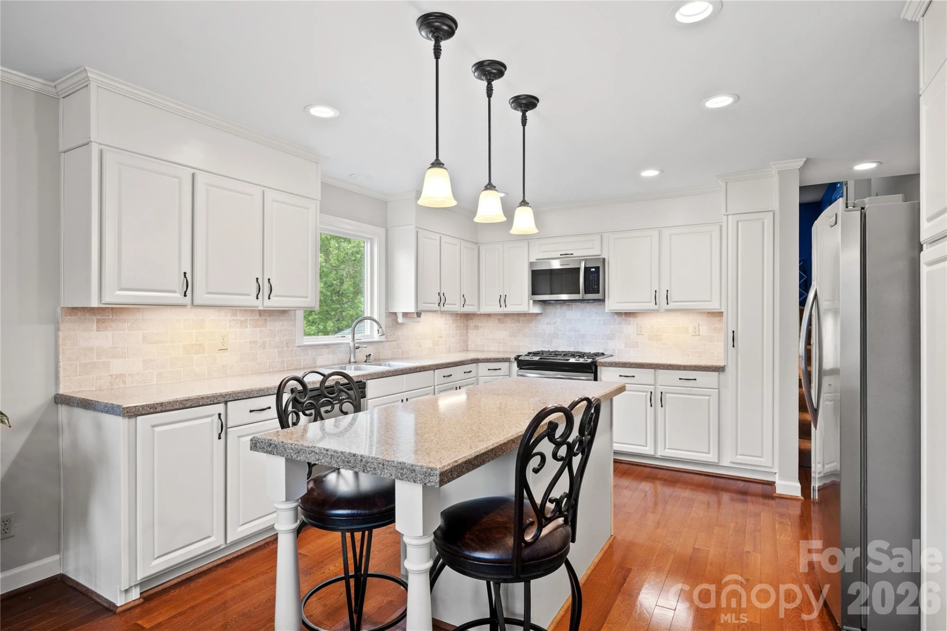 2417 Rosemond Circle - Photo 6