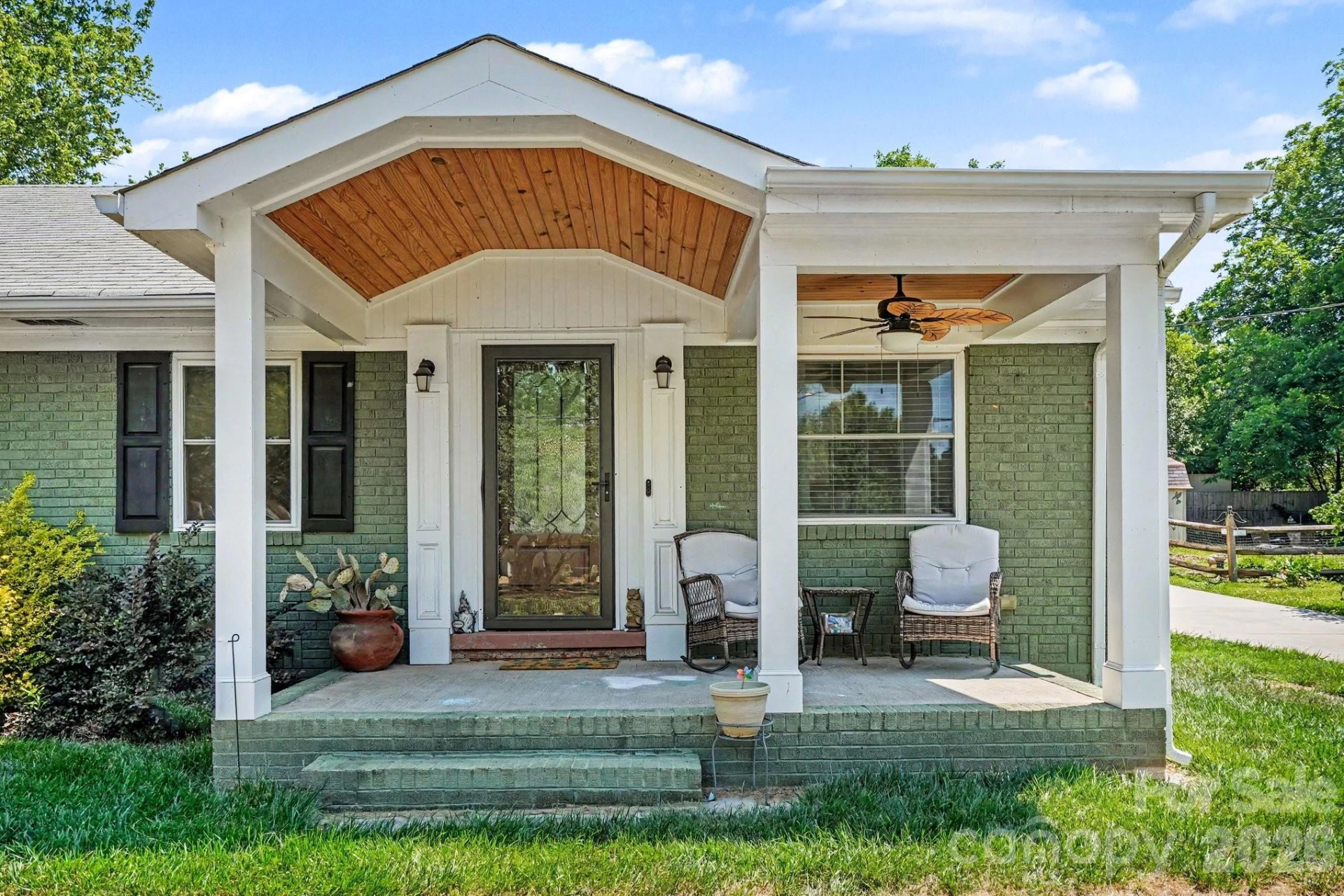 707 Spring Street - Photo 4