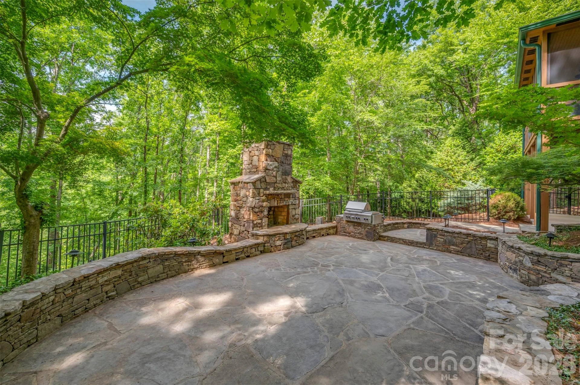 512 Indian Forest Drive - Photo 37