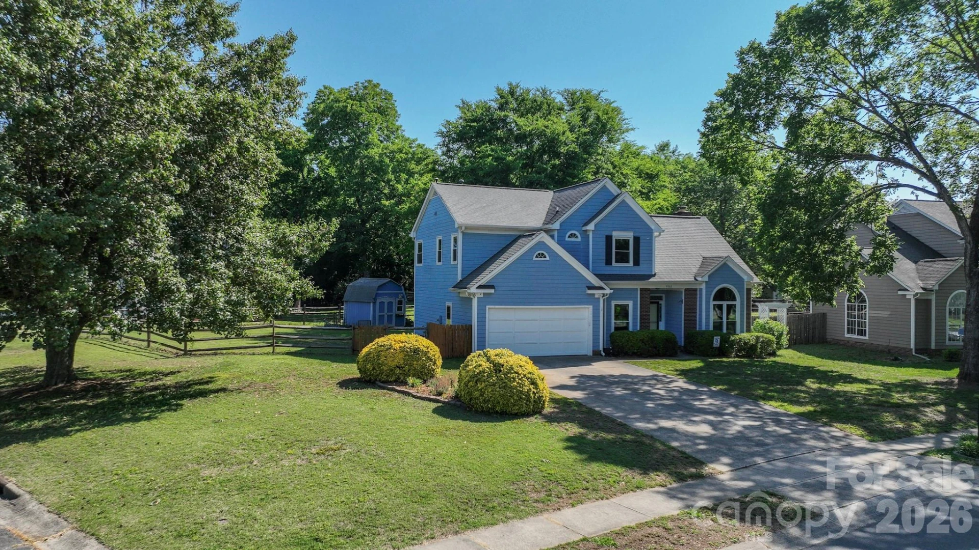 9101 Castlebay Drive - Photo 2