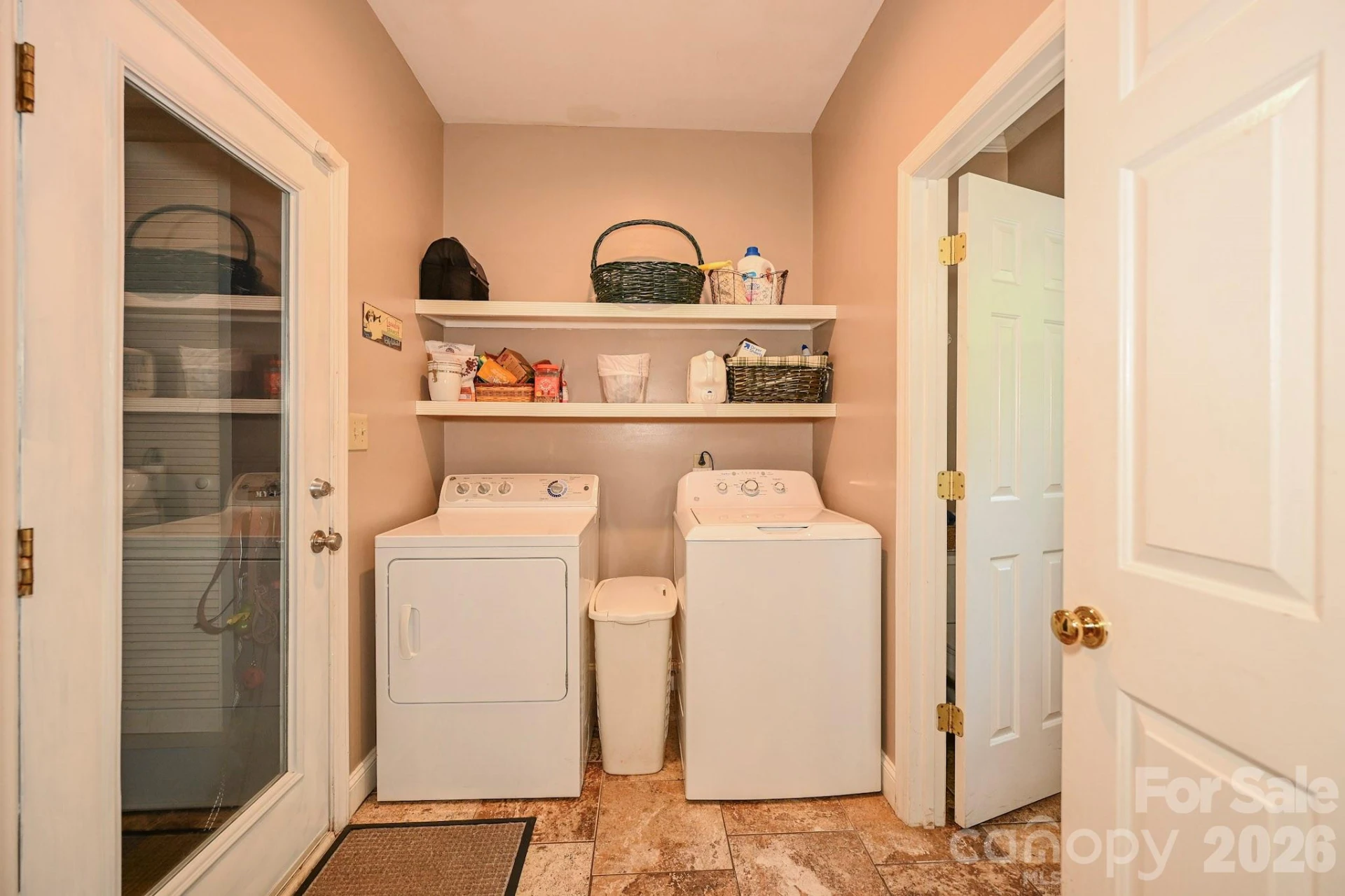 9101 Castlebay Drive - Photo 44
