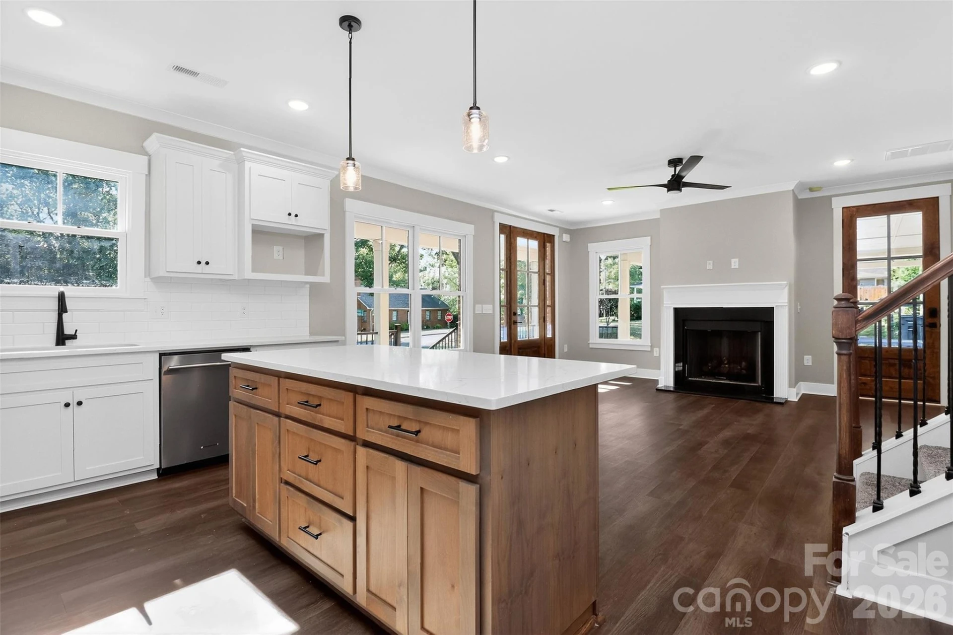 120 Crawford Street - Photo 10