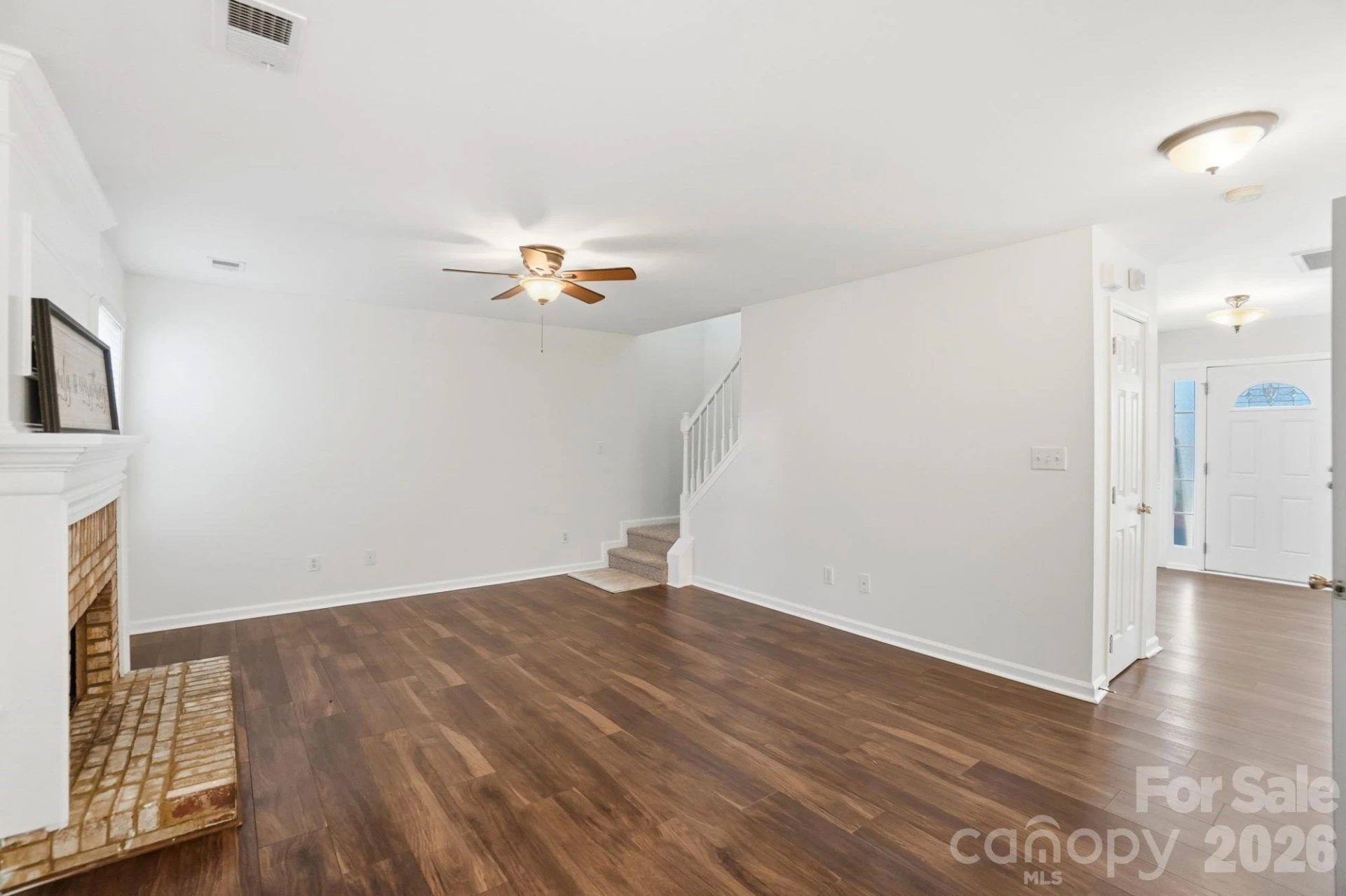 8805 Red Tail Court - Photo 12
