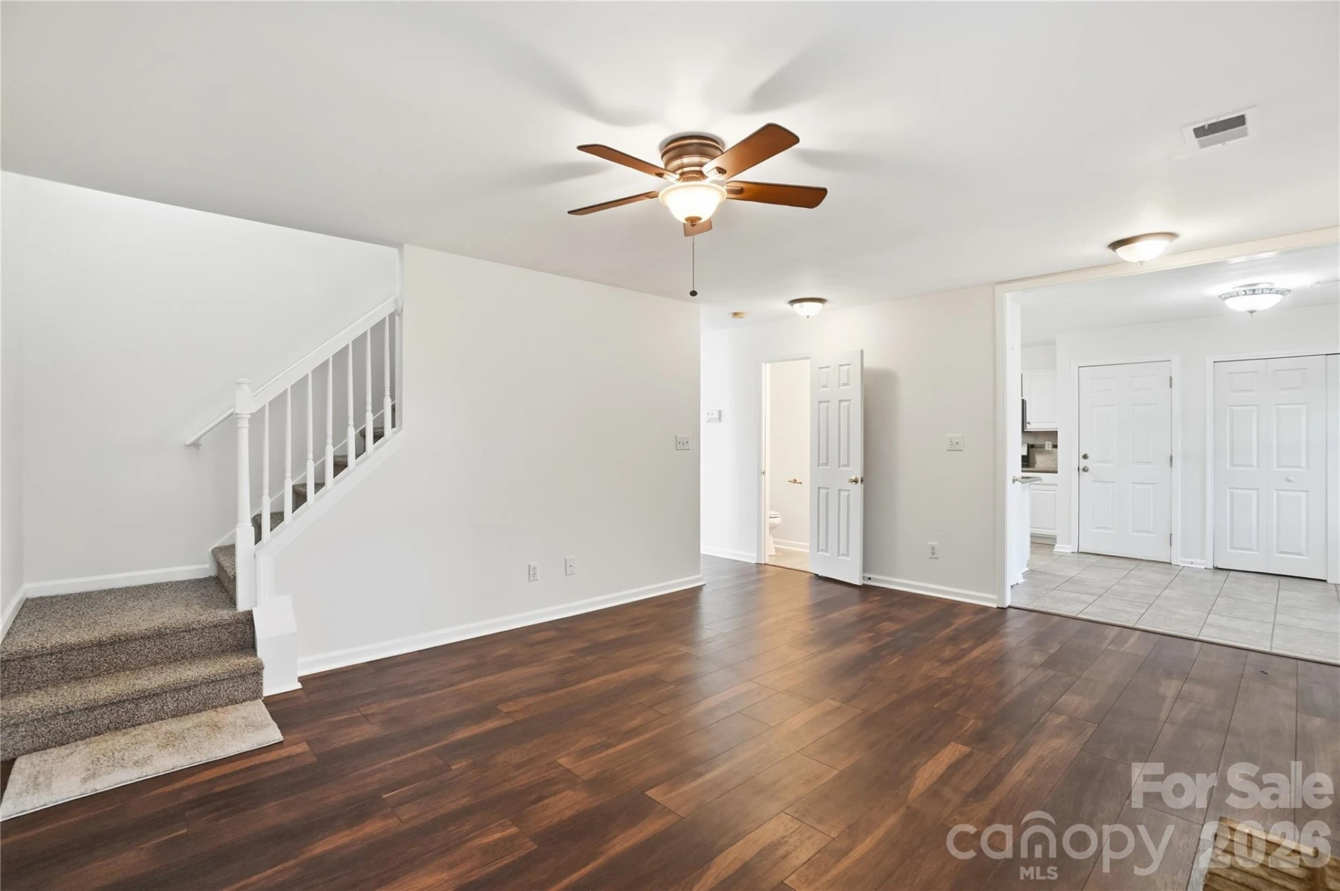8805 Red Tail Court - Photo 15