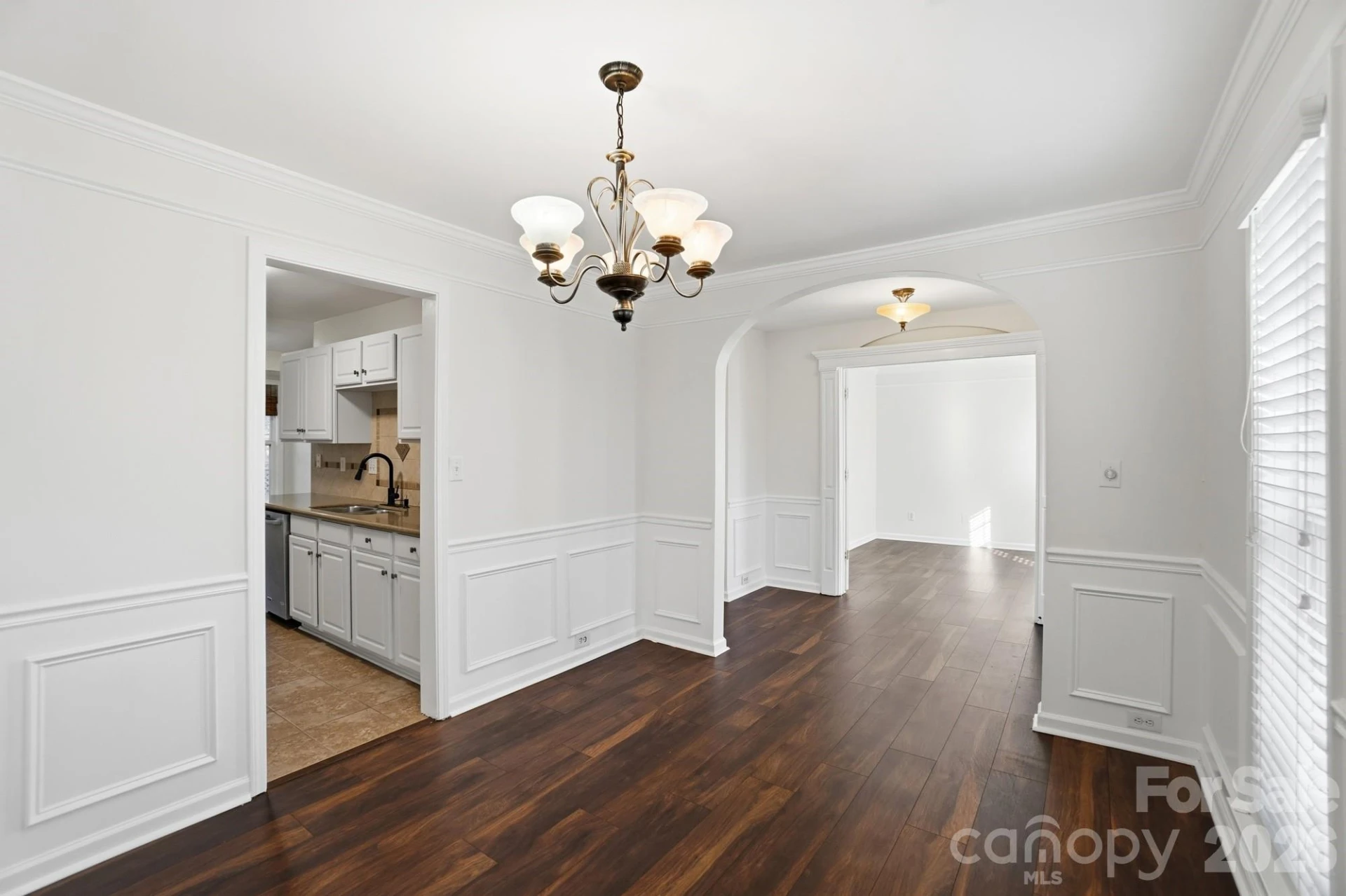 8805 Red Tail Court - Photo 7
