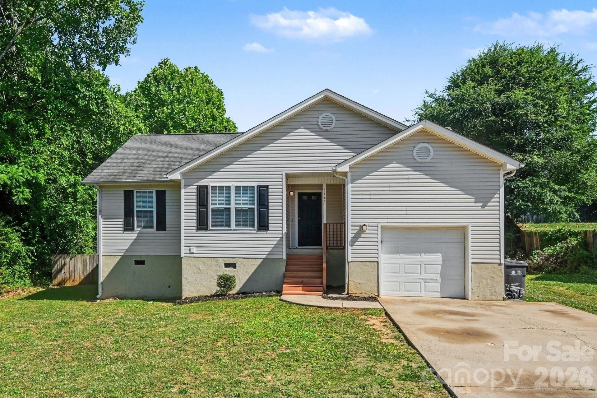 5463 Realtree Lane