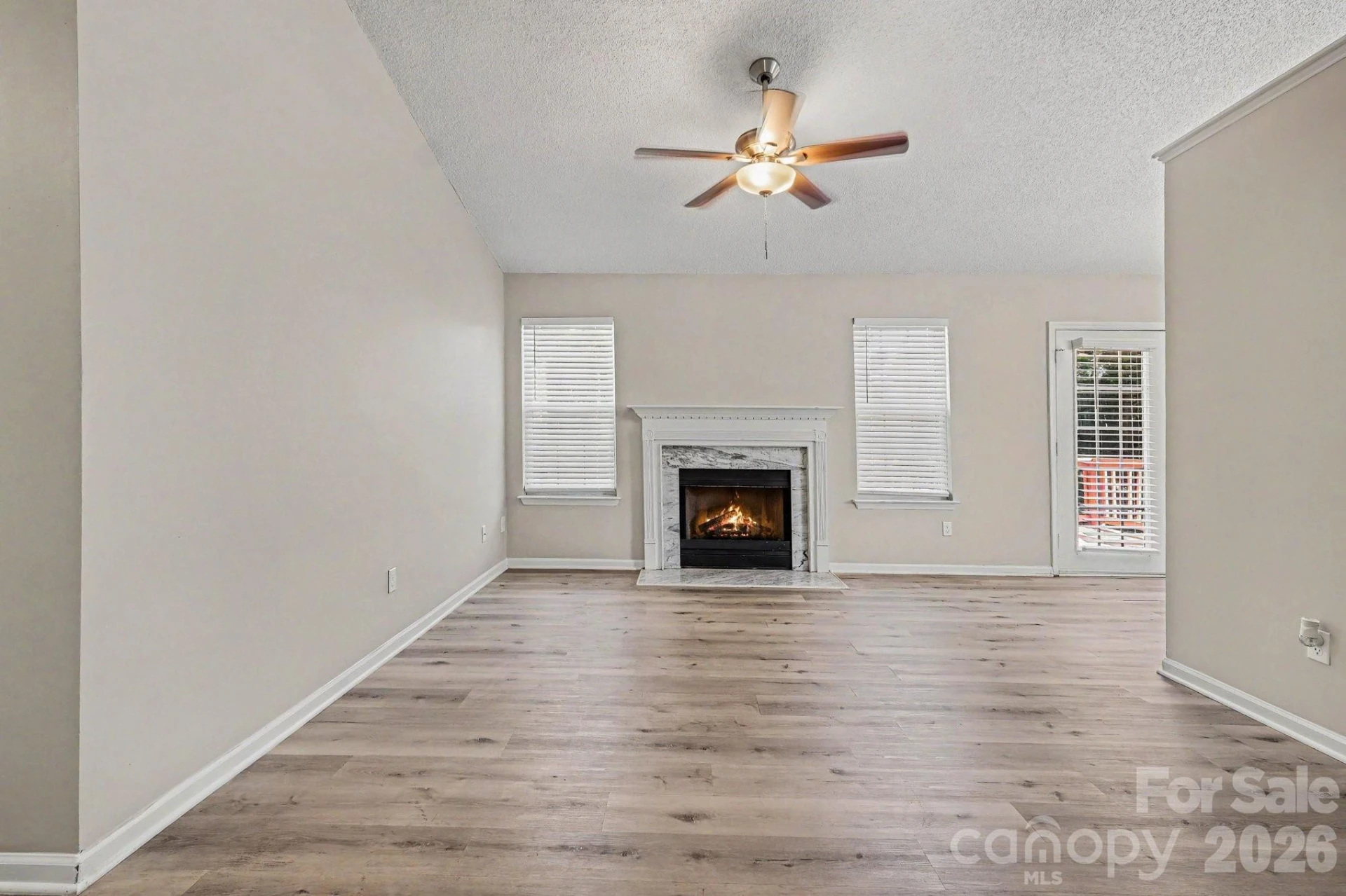 5463 Realtree Lane - Photo 2
