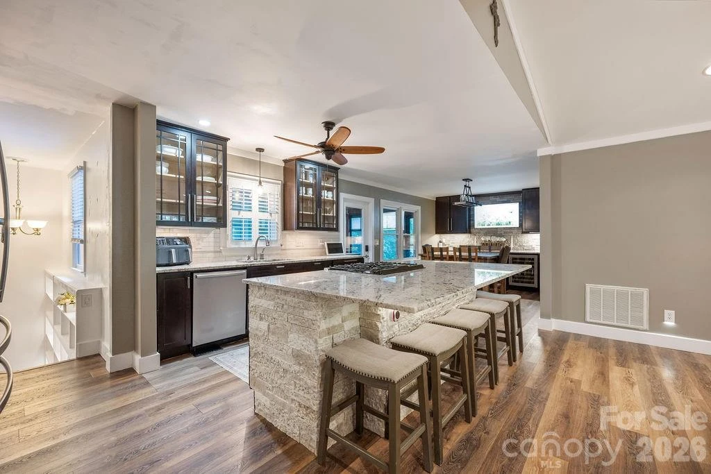 8038 Ritter Drive - Photo 11