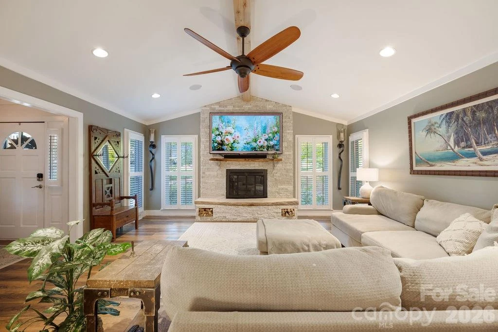 8038 Ritter Drive - Photo 8