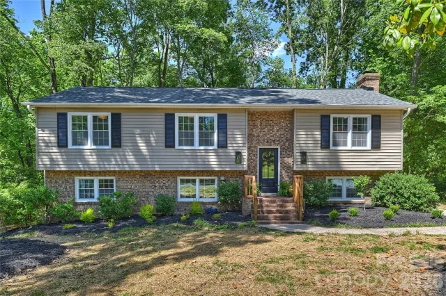 7420 Castlebar Road, Charlotte, NC, 28270