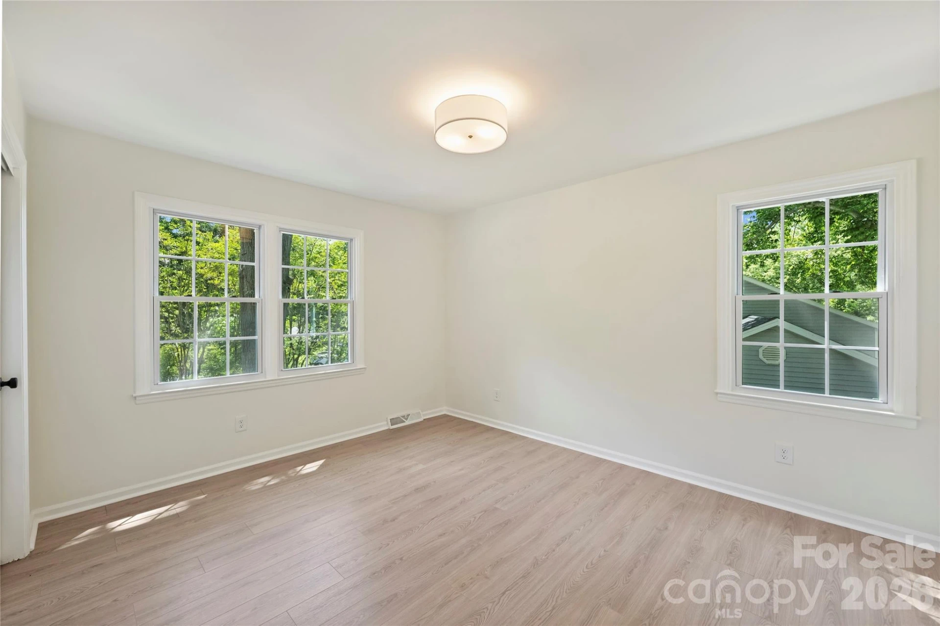 7420 Castlebar Road - Photo 17