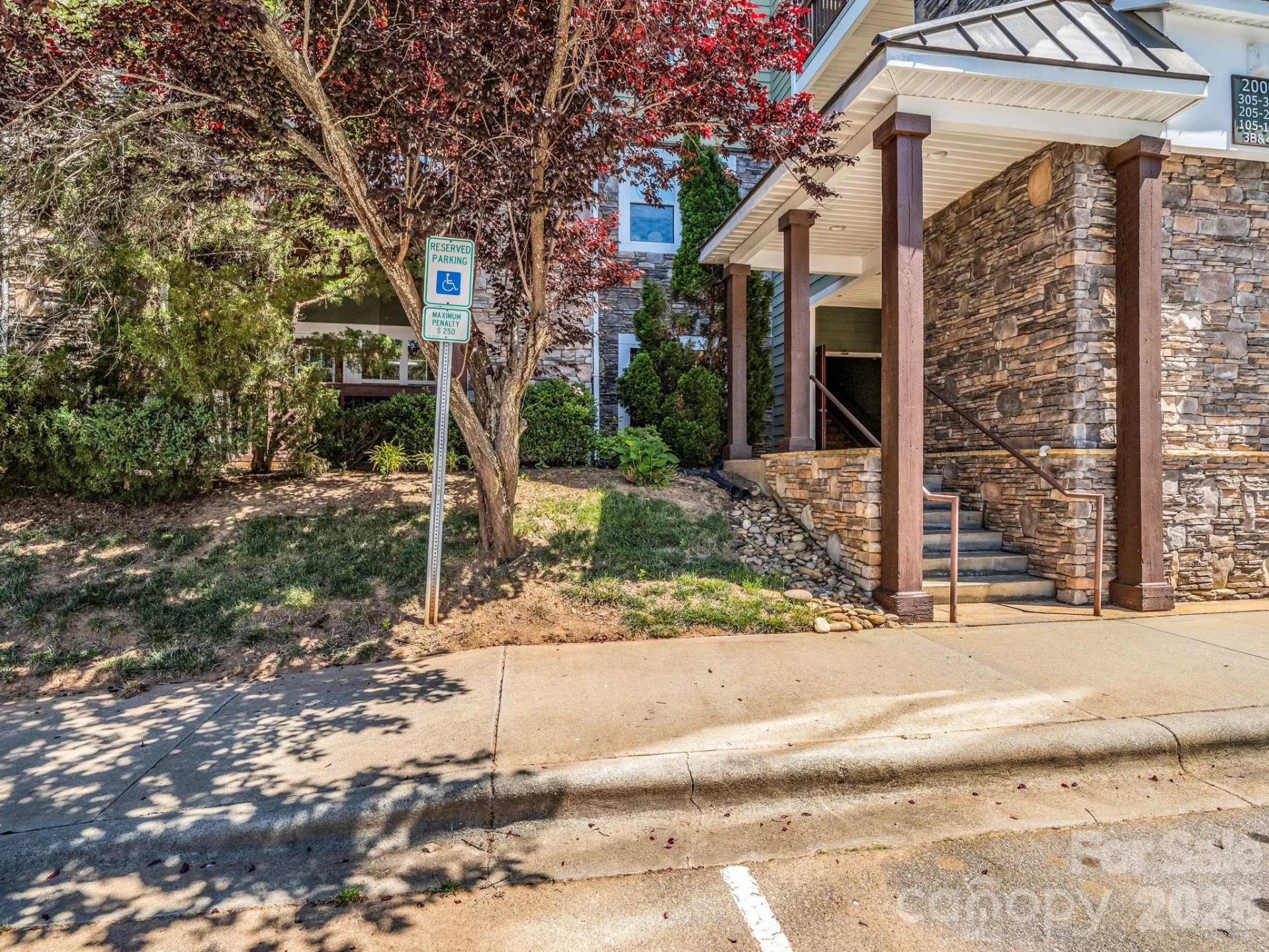 2000 Olde Eastwood Village Boulevard #3B - Photo 4