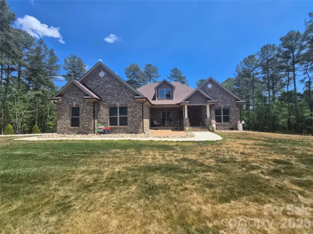 111 Lakefront Drive