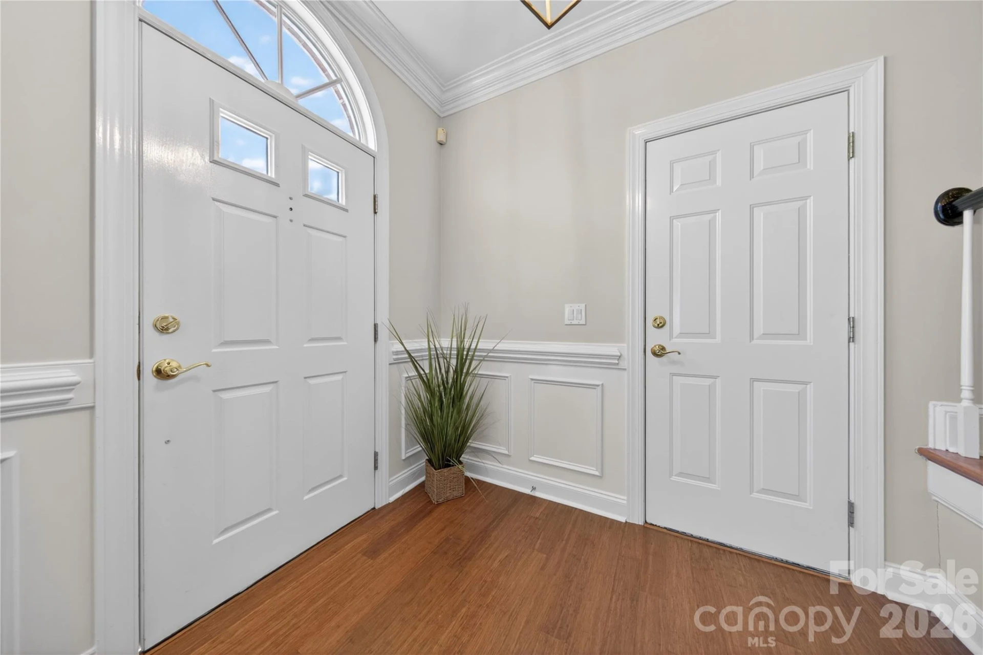 9024 Bonnie Briar Circle - Photo 2