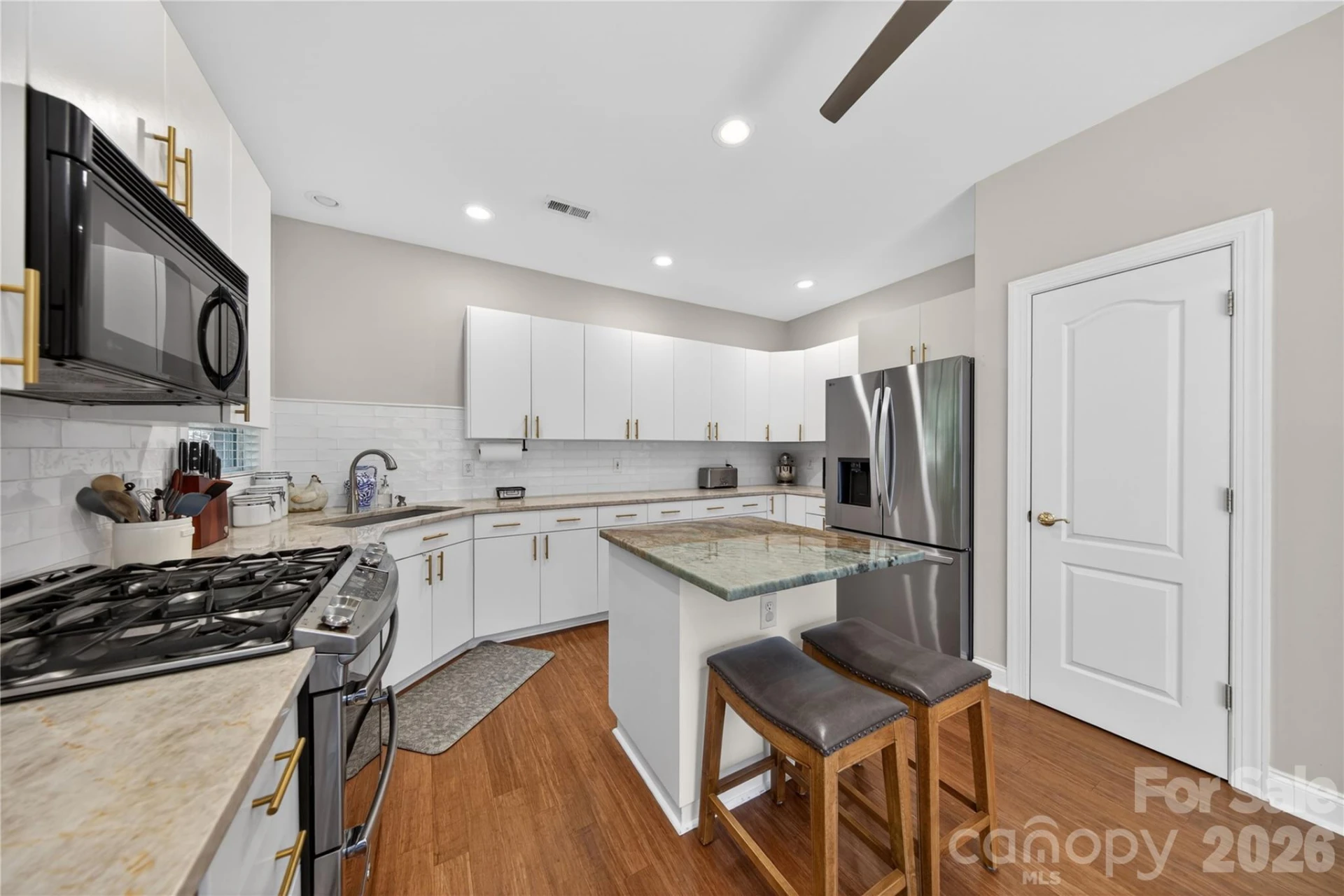 9024 Bonnie Briar Circle - Photo 10