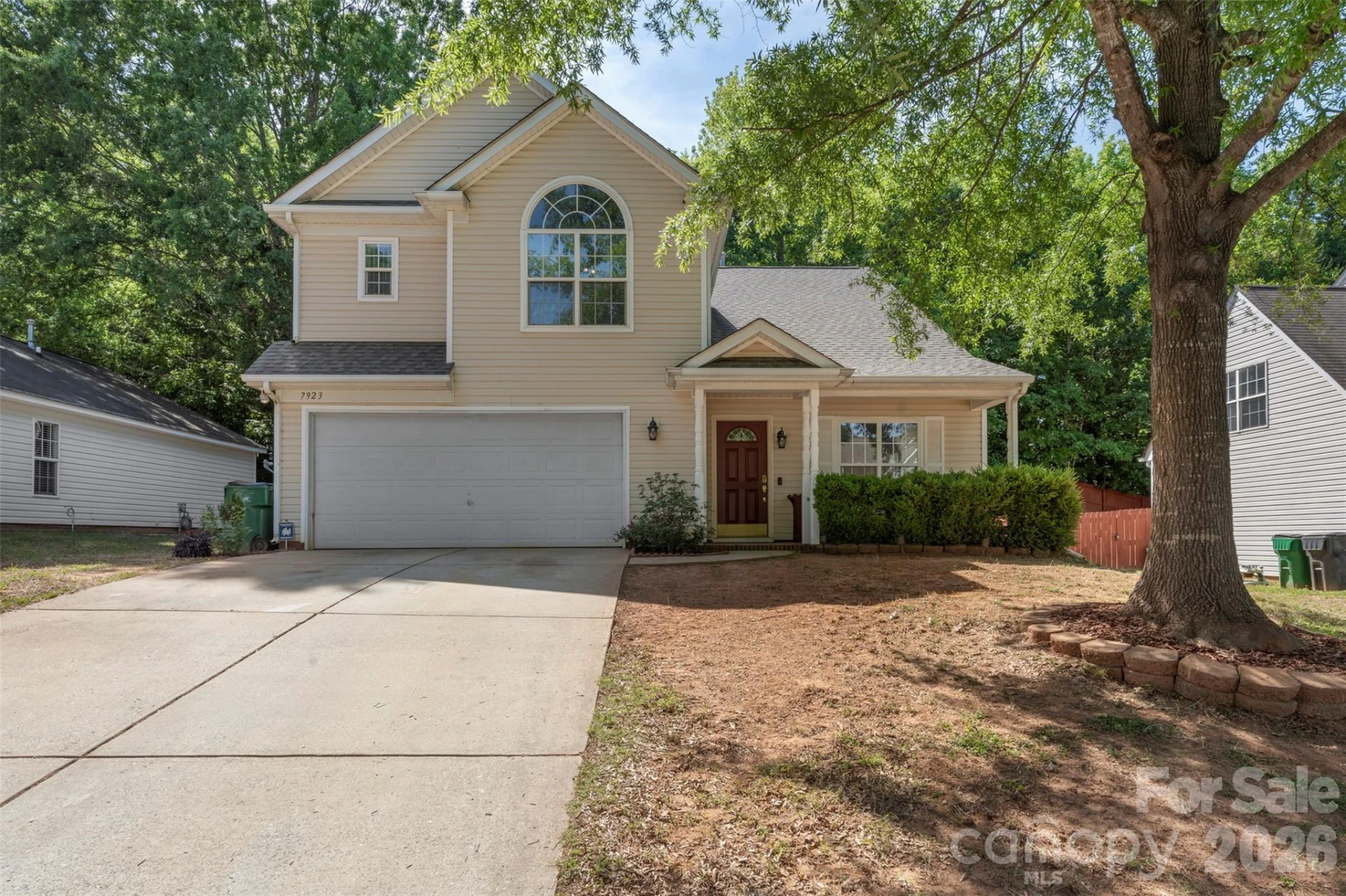 7923 Shiny Meadow Lane