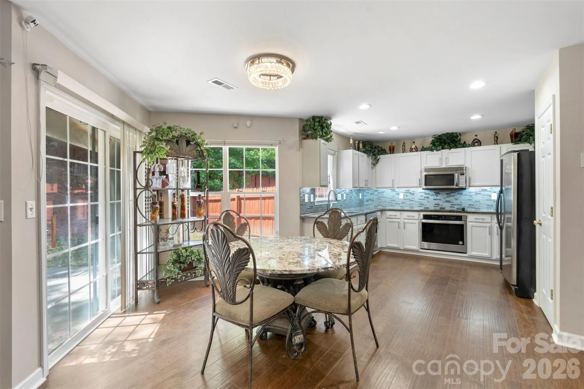 7923 Shiny Meadow Lane - Photo 6