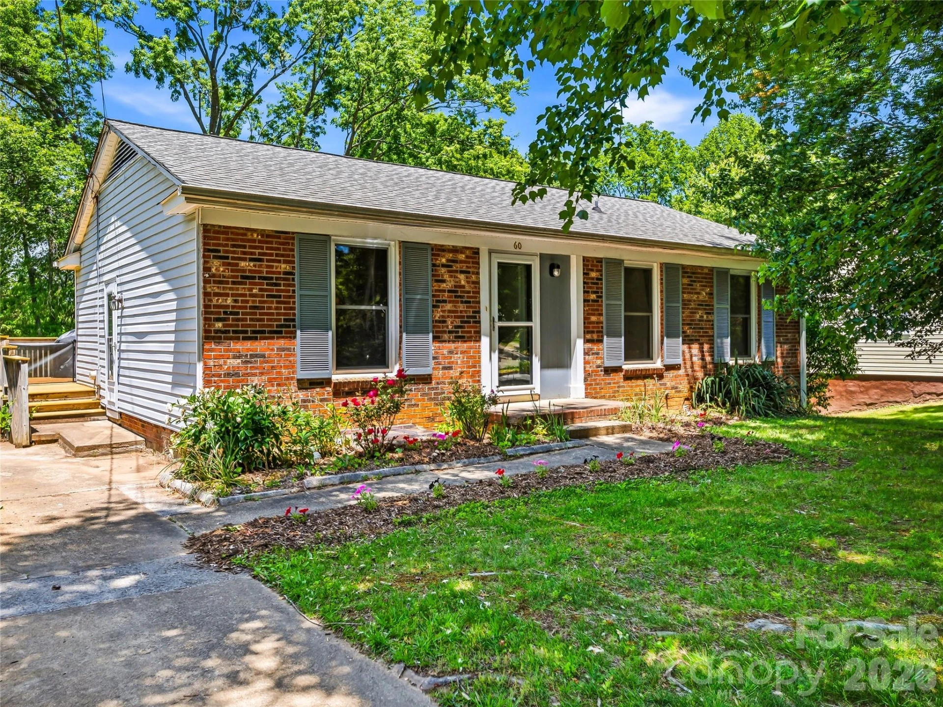 60 Skyview Terrace