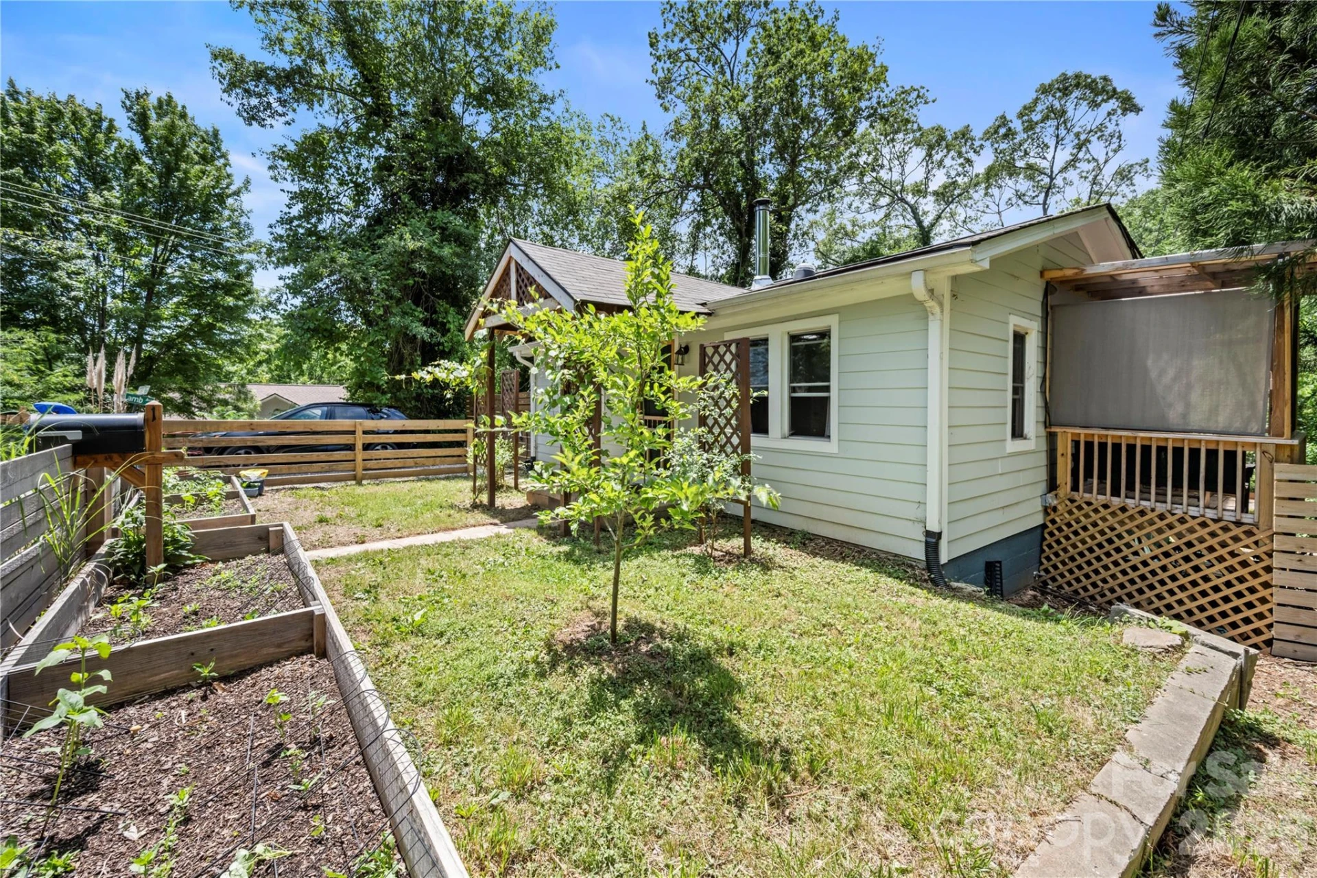 1 Detroit Avenue - Photo 15