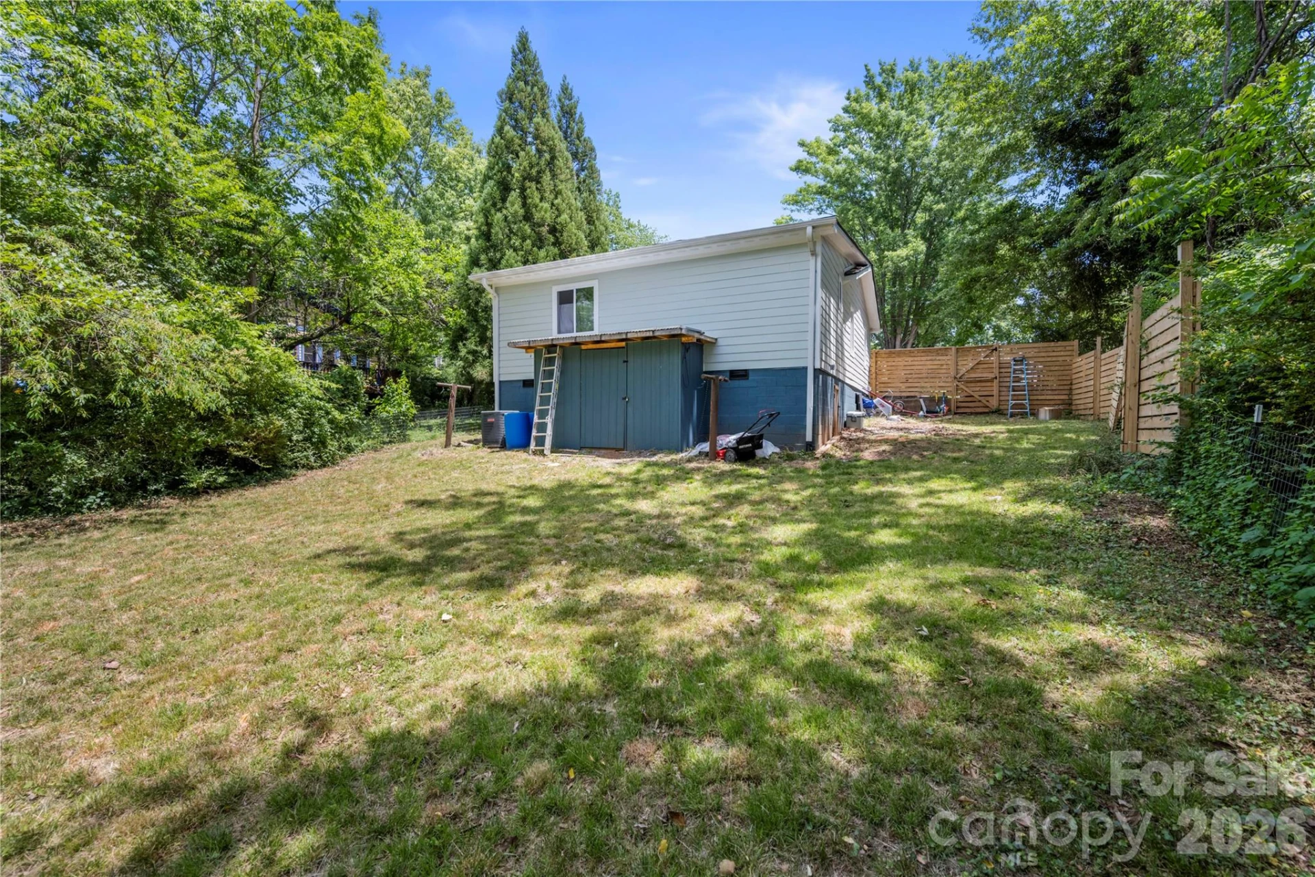 1 Detroit Avenue - Photo 17