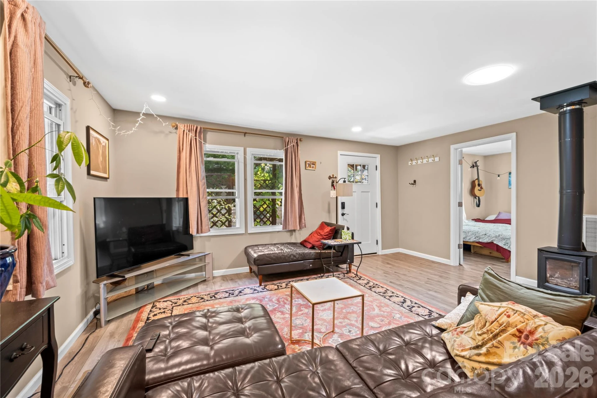 1 Detroit Avenue - Photo 4