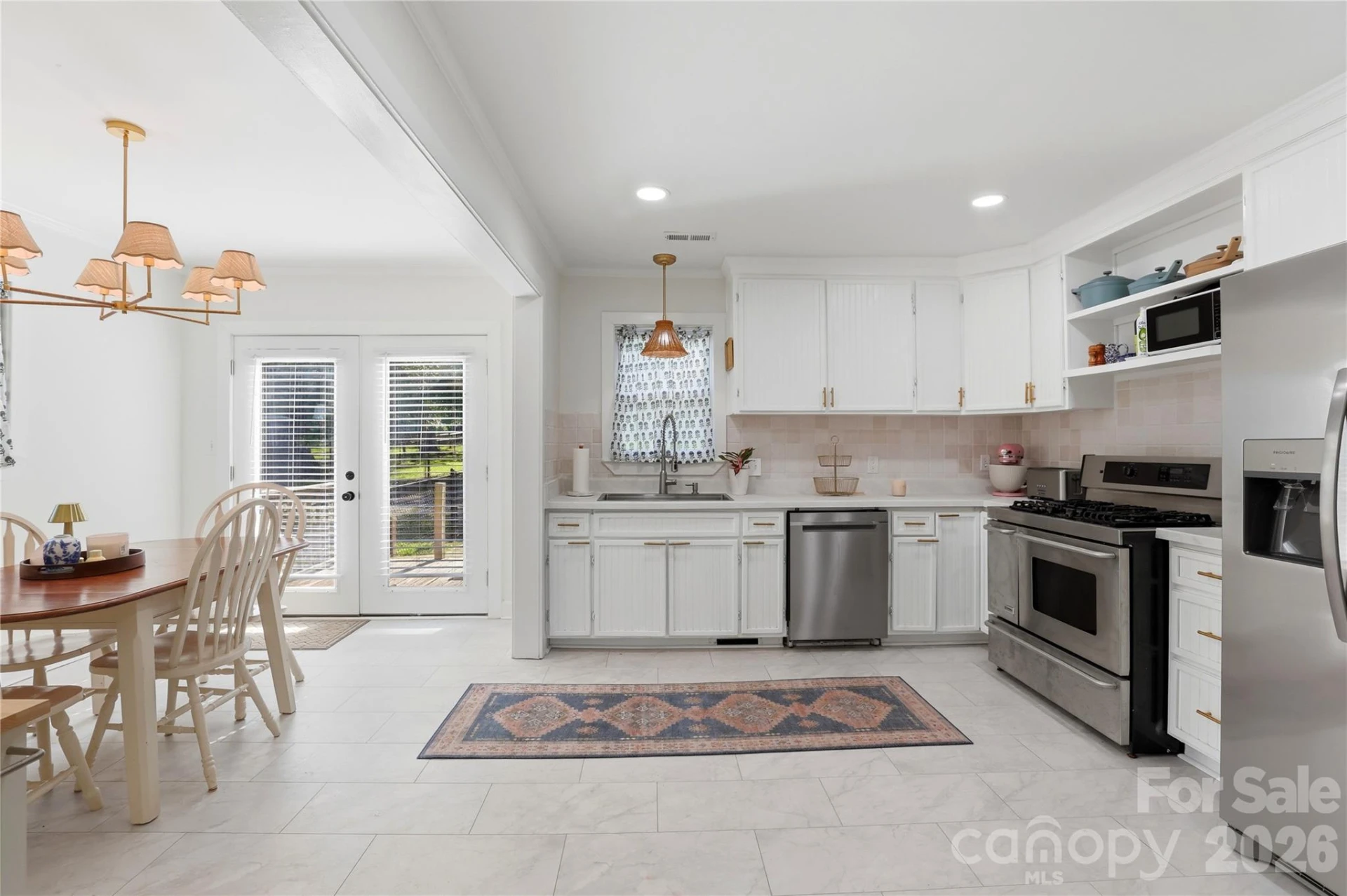 309 Academy Street - Photo 10