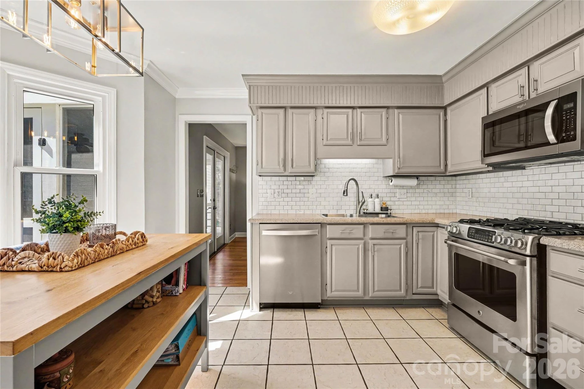 10428 Hall Drive - Photo 12