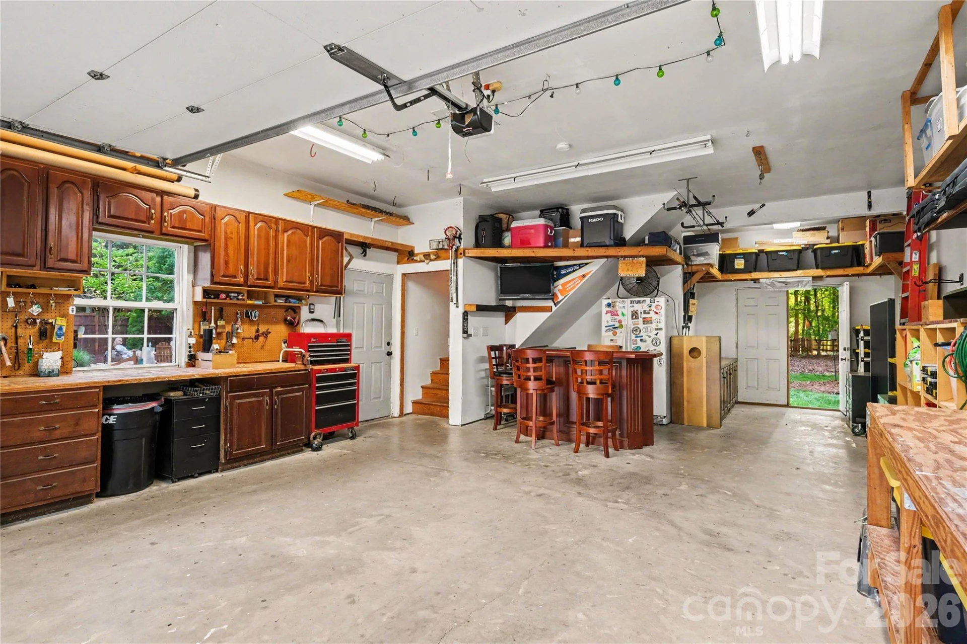 10428 Hall Drive - Photo 32