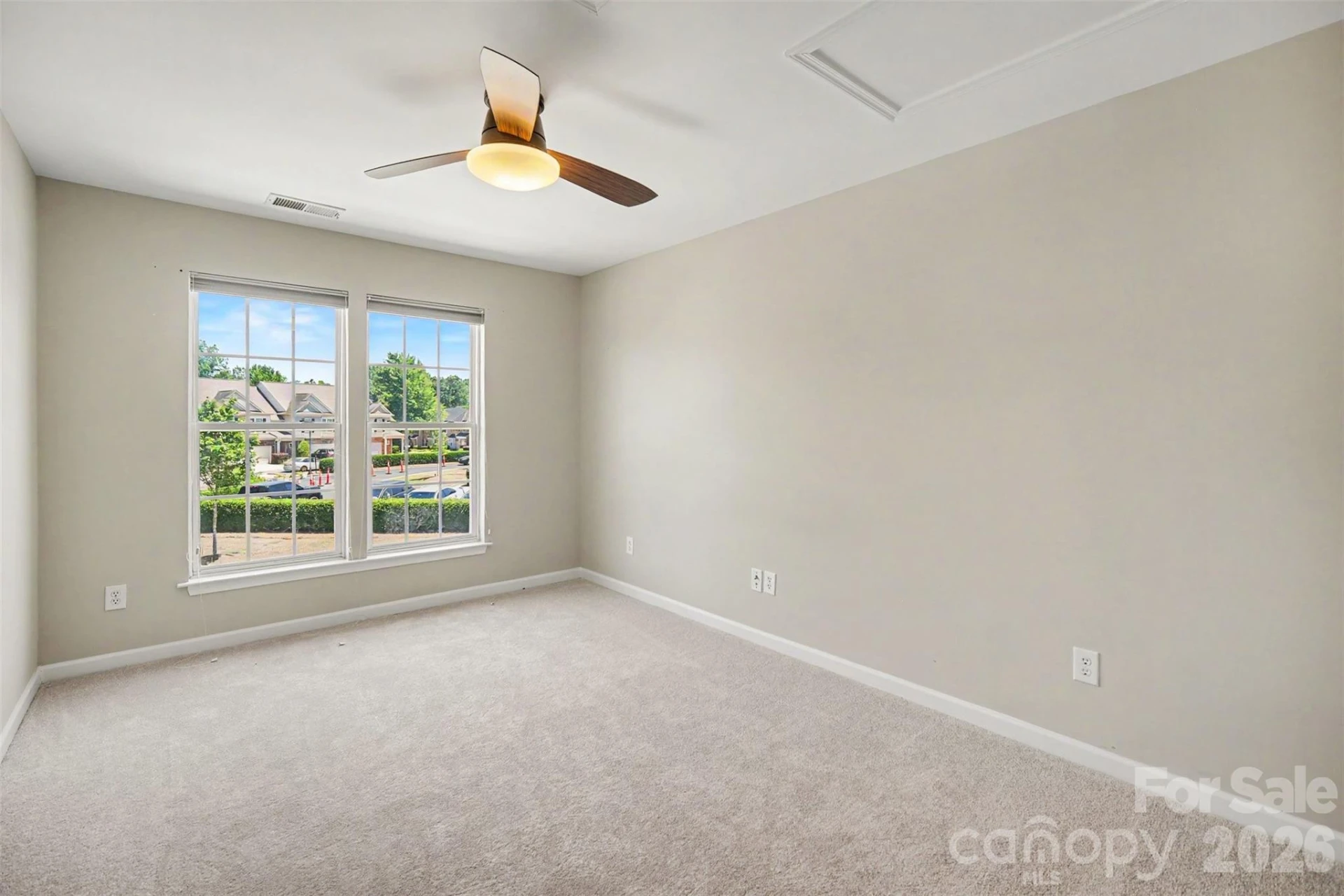 5938 Union Pacific Avenue - Photo 26