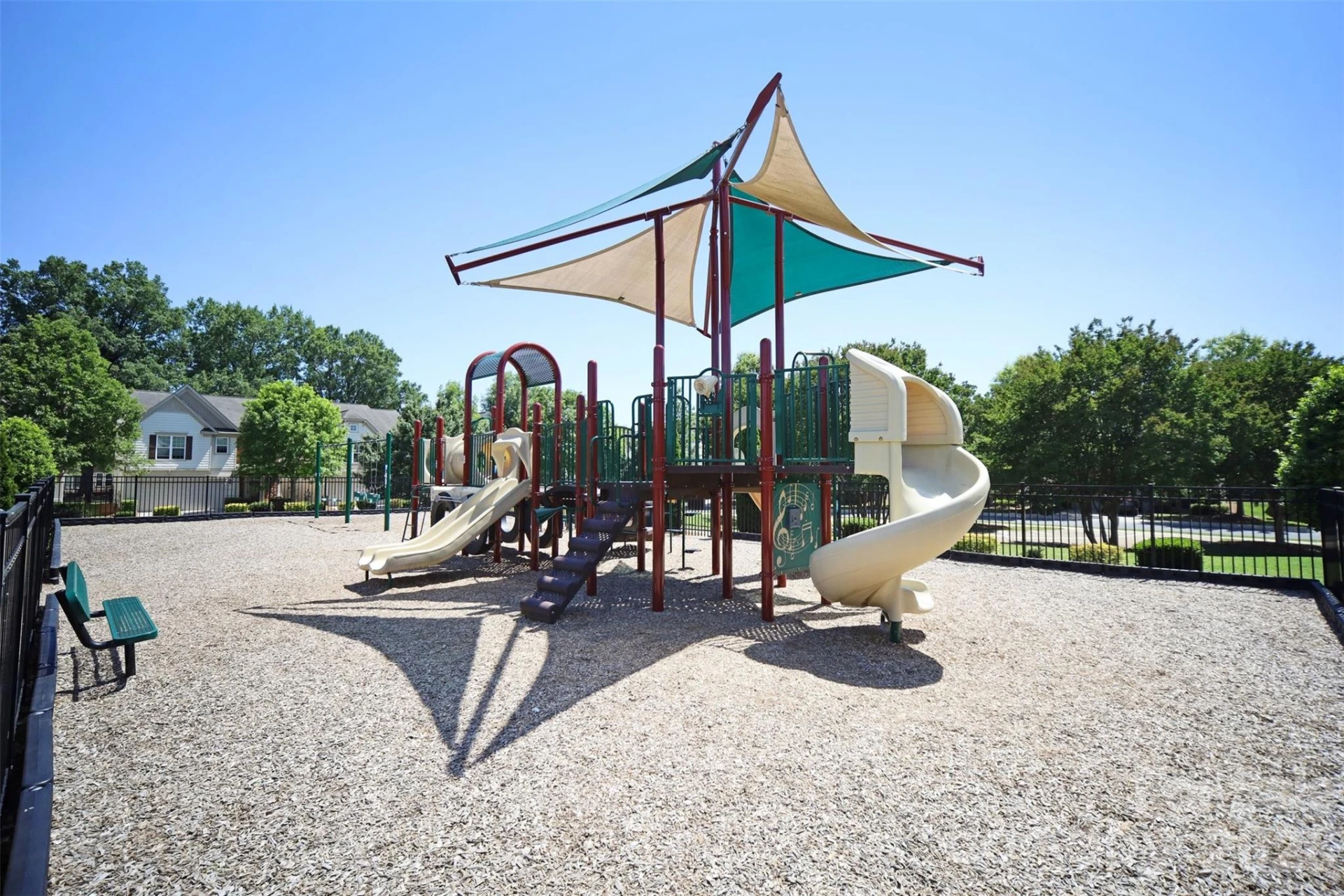 5938 Union Pacific Avenue - Photo 40