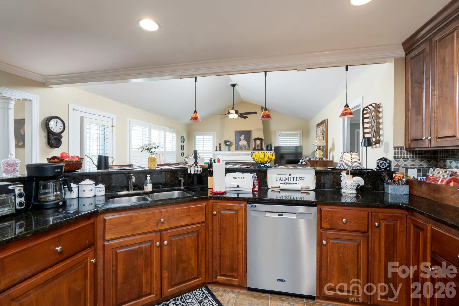 587 Marigold Drive - Photo 7