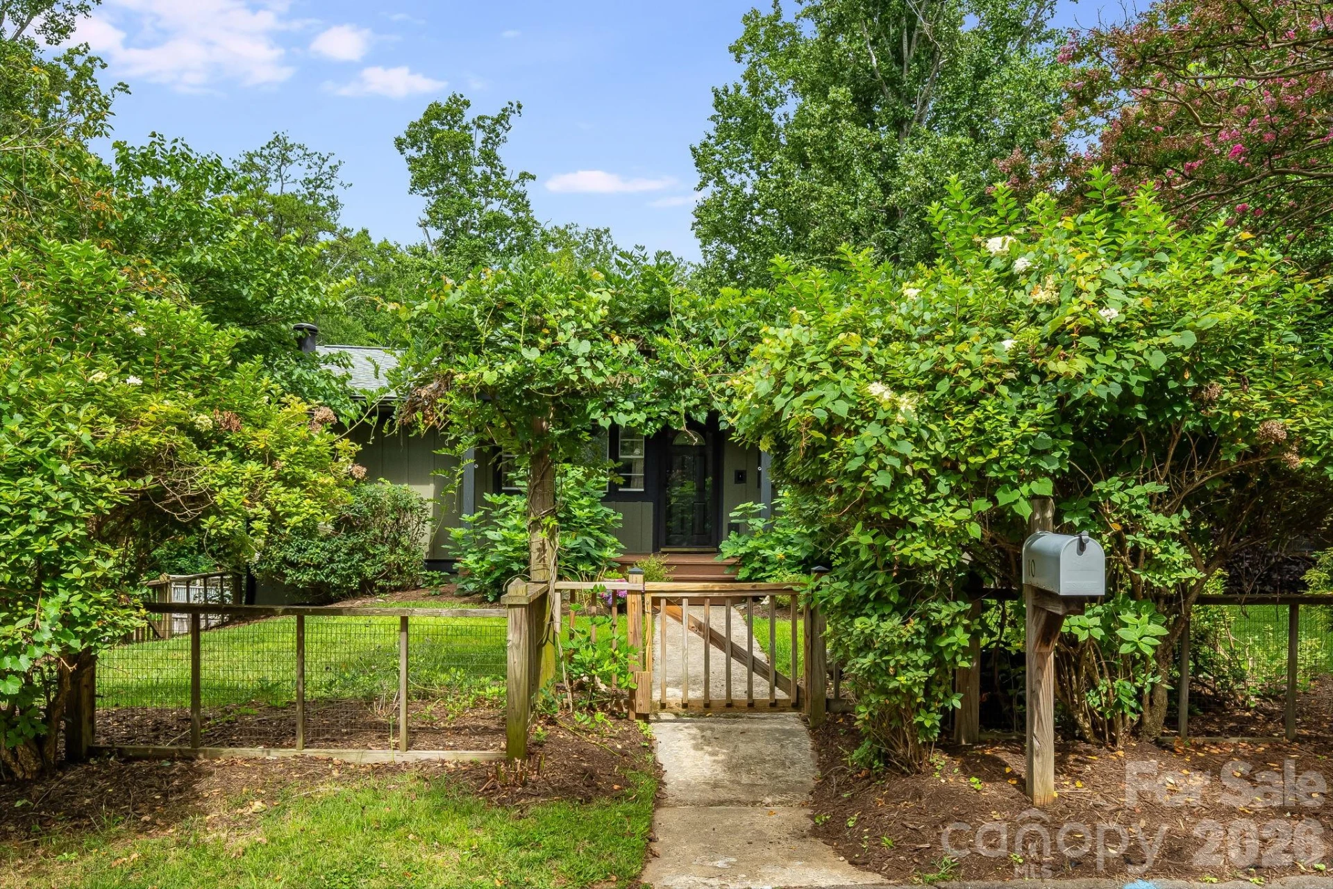 10 Davenport Place - Photo 40