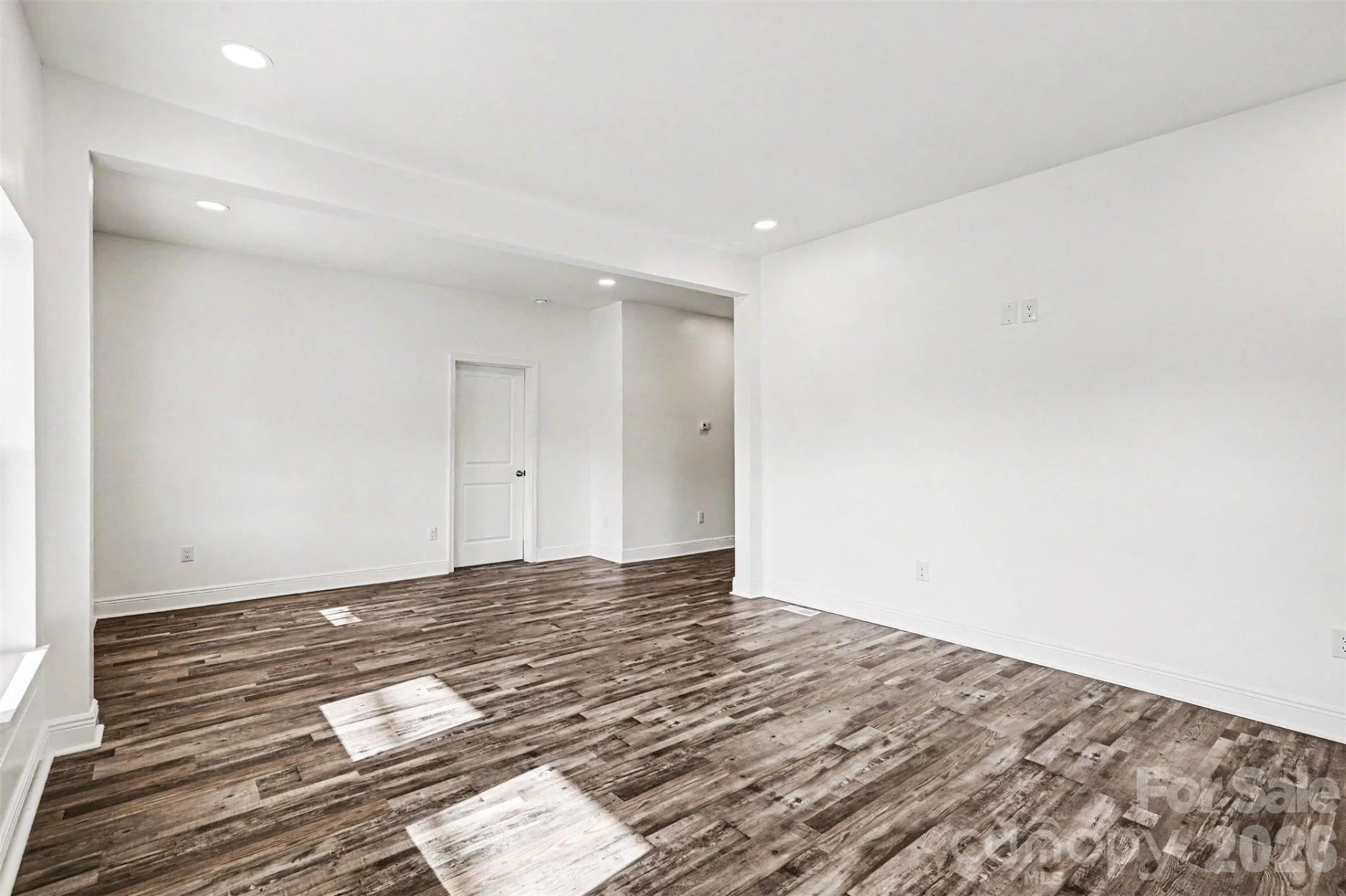 405 Aquadale Road - Photo 8