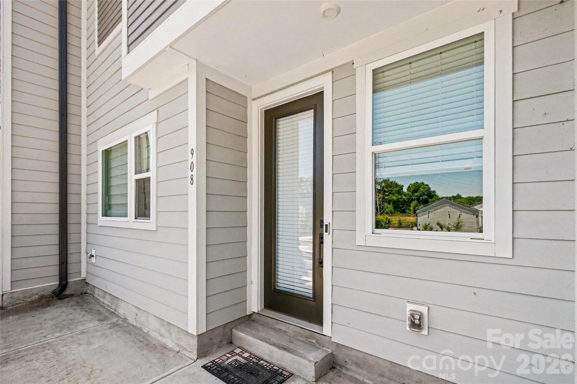 908 Kinsey Alley - Photo 3