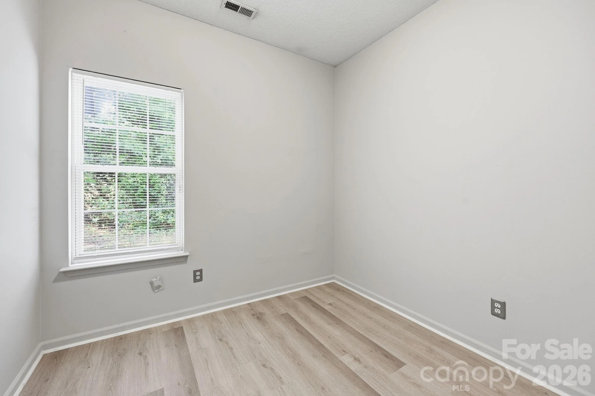 6330 Derryfield Drive - Photo 14