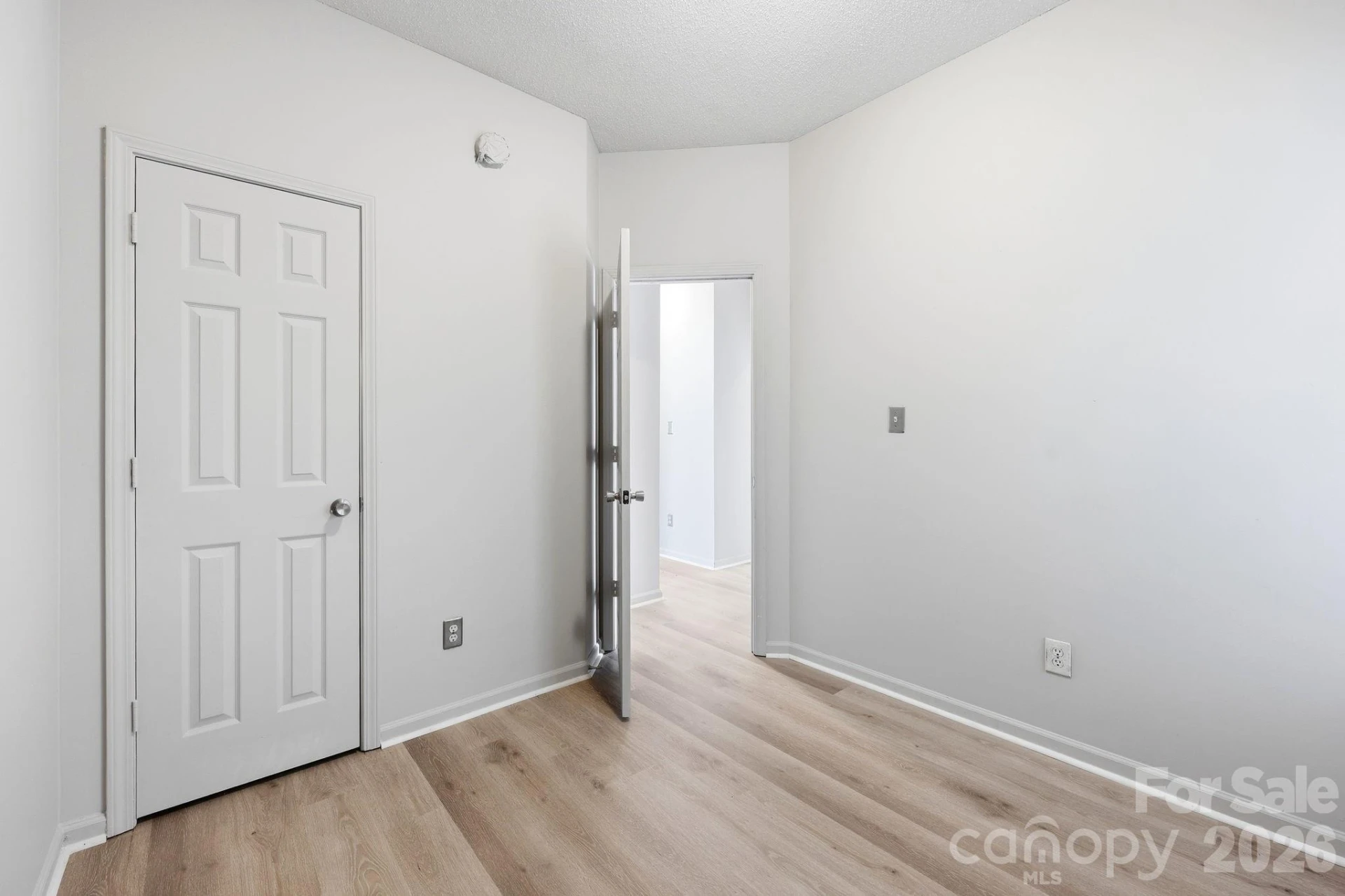 6330 Derryfield Drive - Photo 15