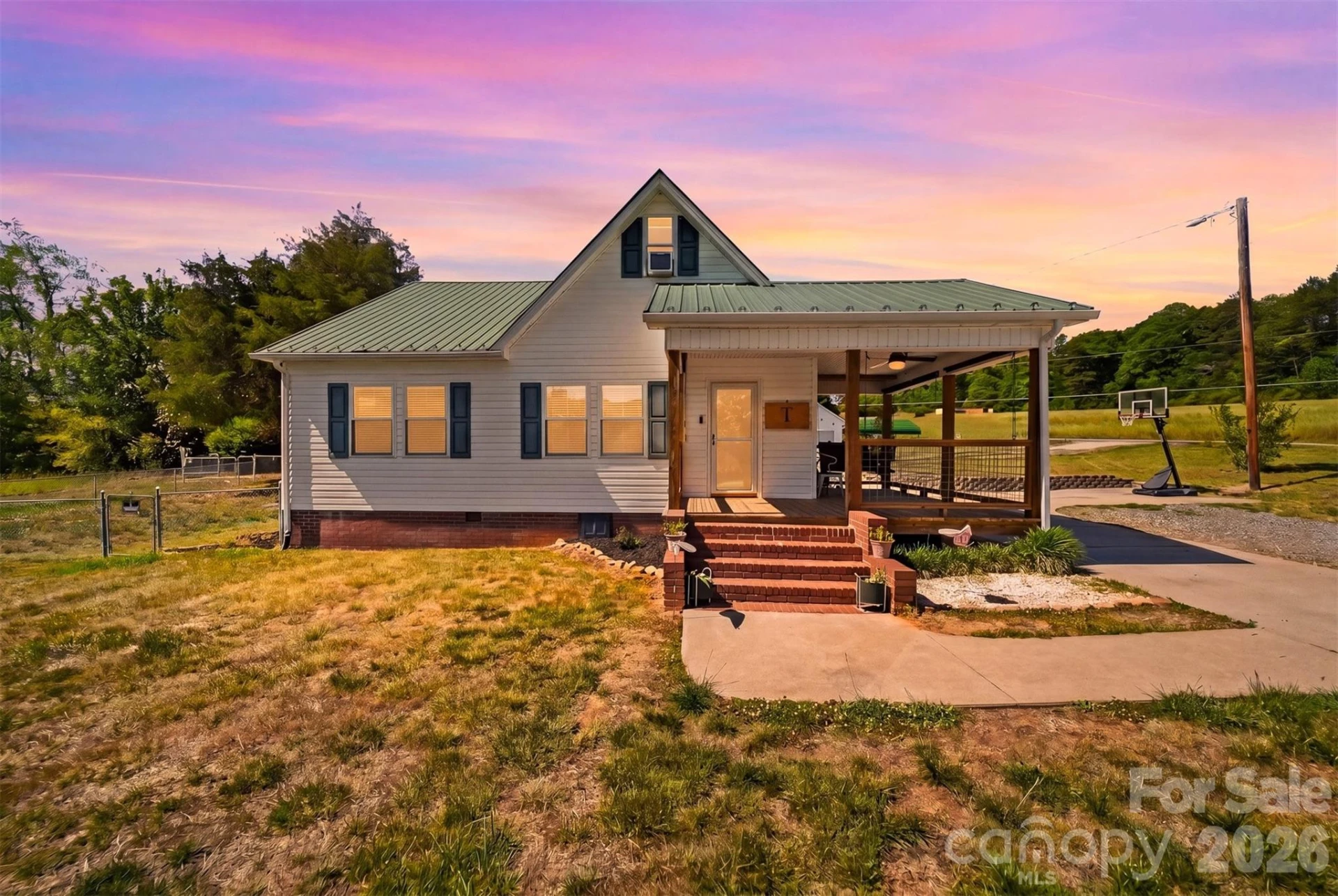 4039 Hartland Road