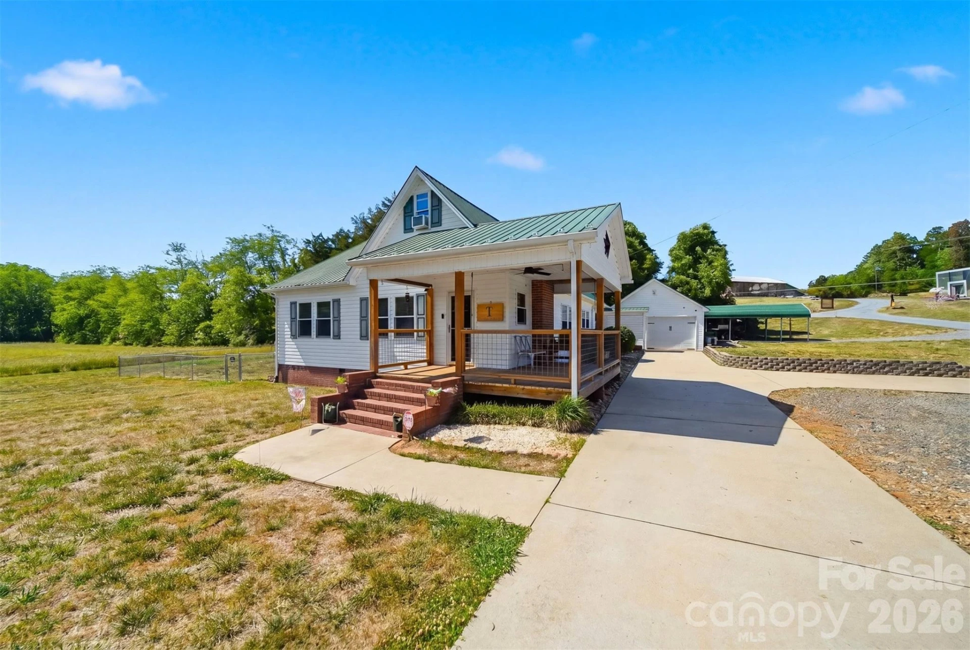 4039 Hartland Road - Photo 2