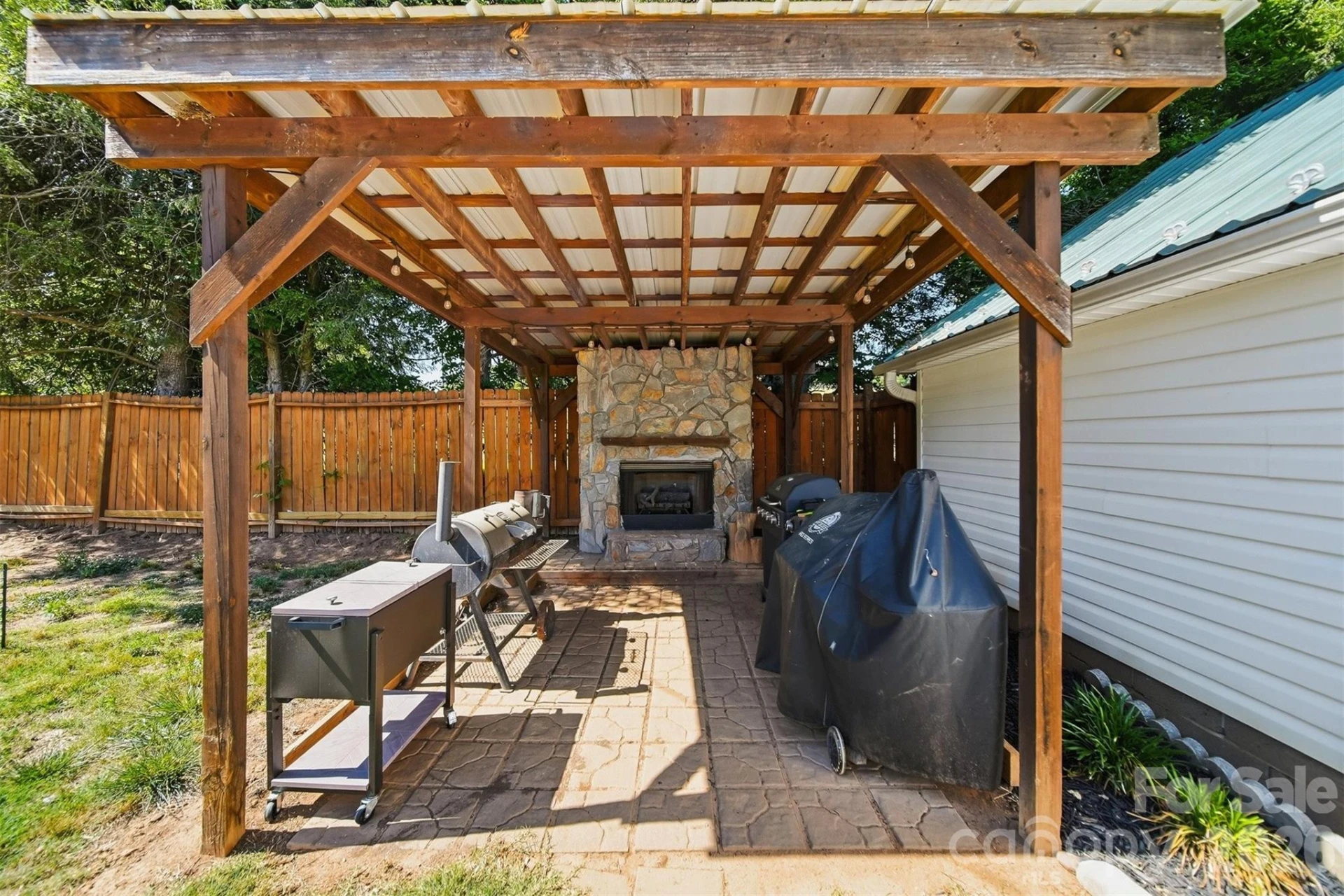4039 Hartland Road - Photo 25