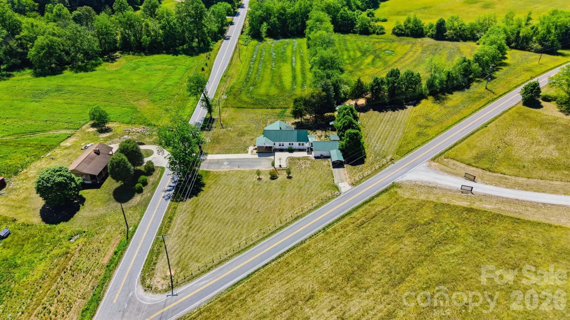 4039 Hartland Road - Photo 39