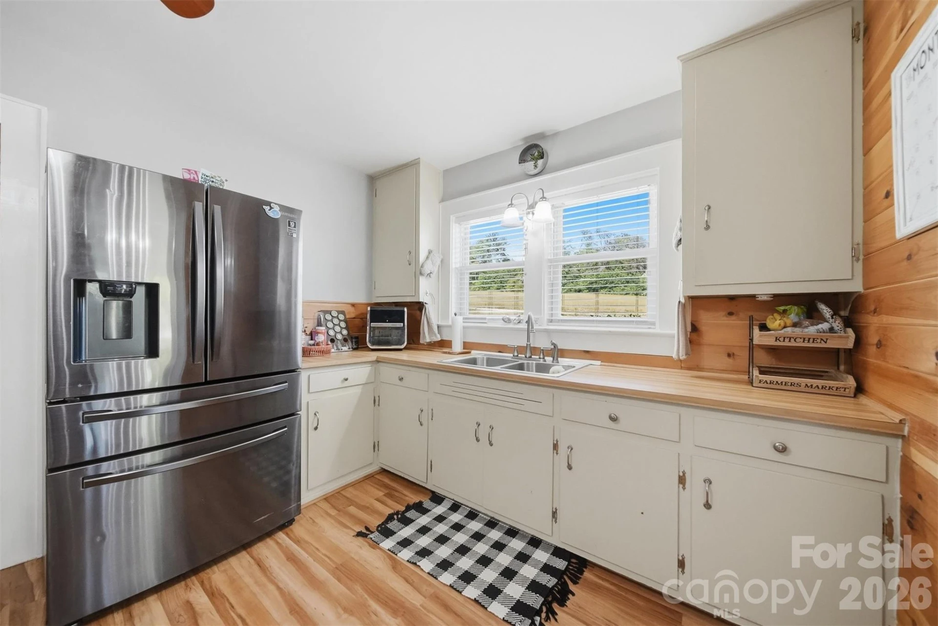 4039 Hartland Road - Photo 10