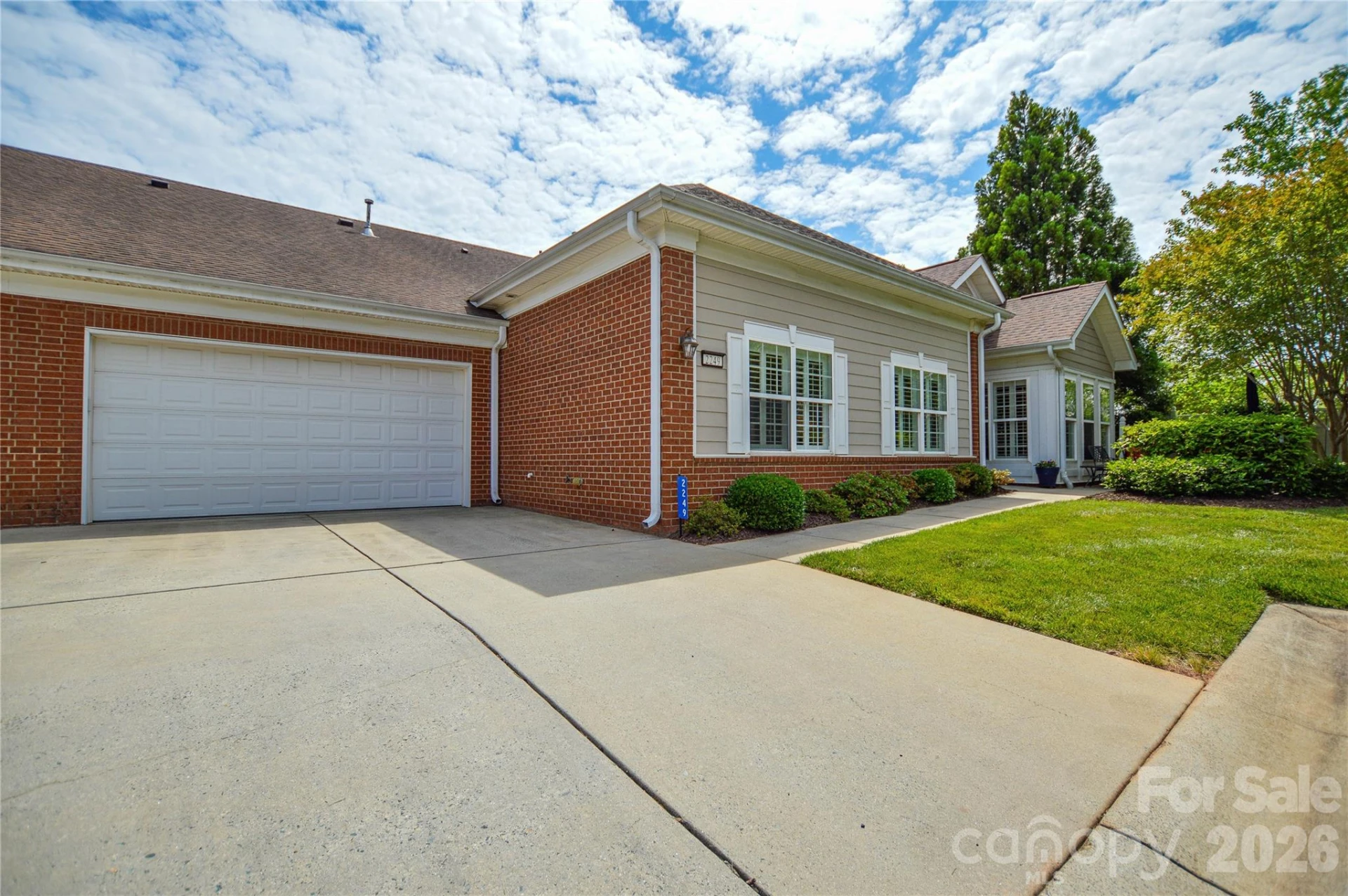 2249 Castle Court - Photo 2
