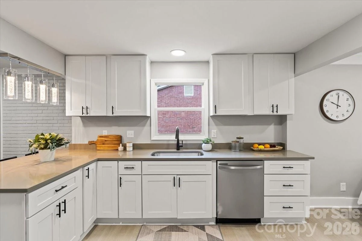602 Clarinda Street - Photo 9