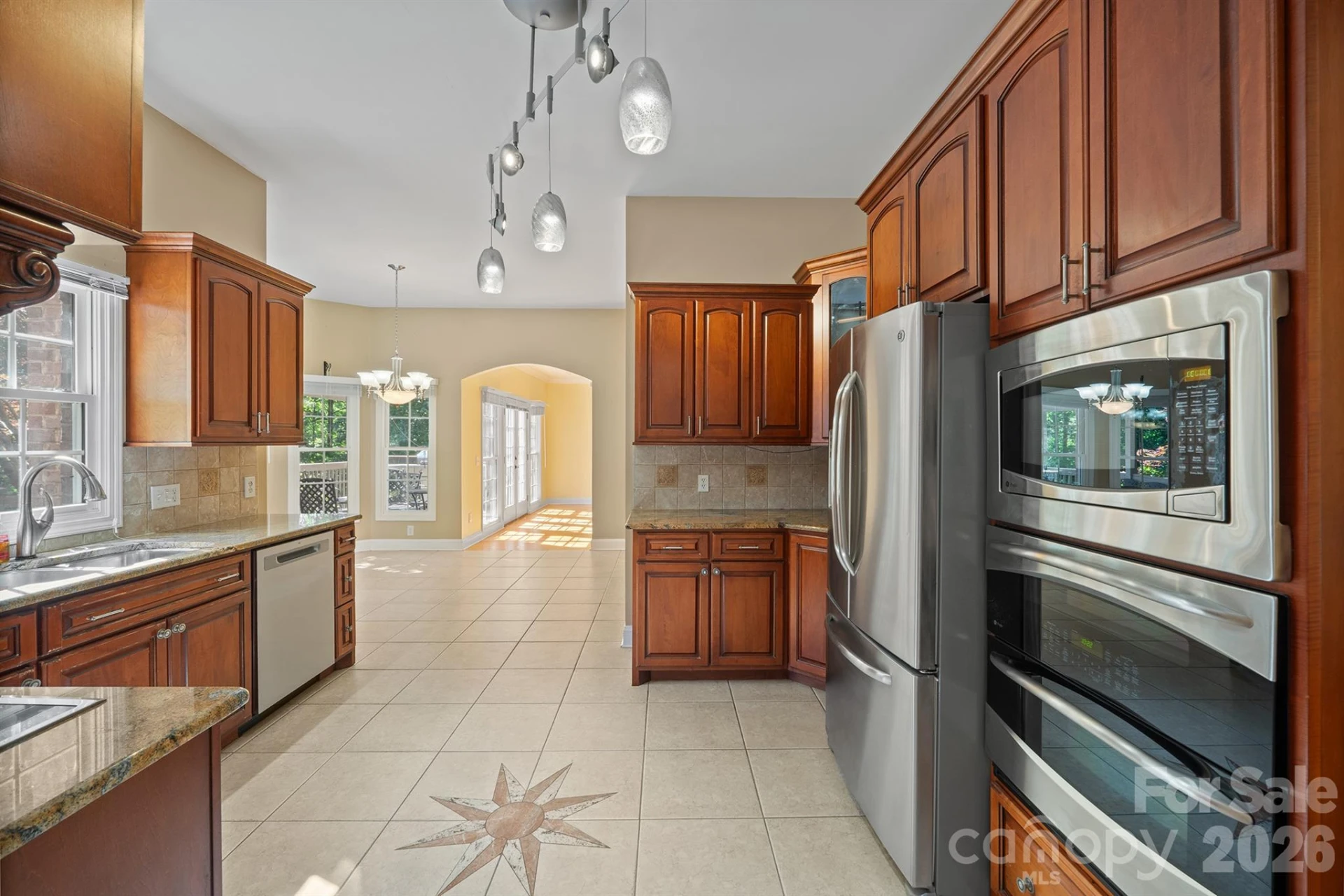 381 Lake Forest Drive - Photo 14