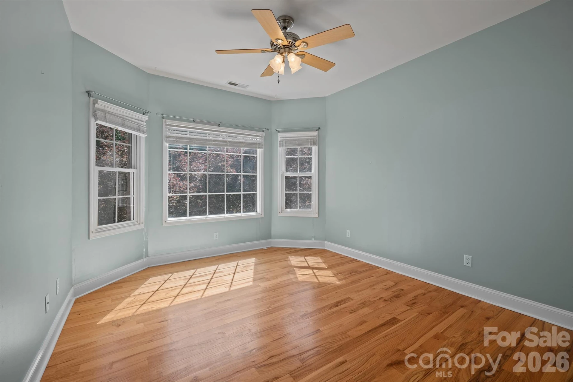381 Lake Forest Drive - Photo 28